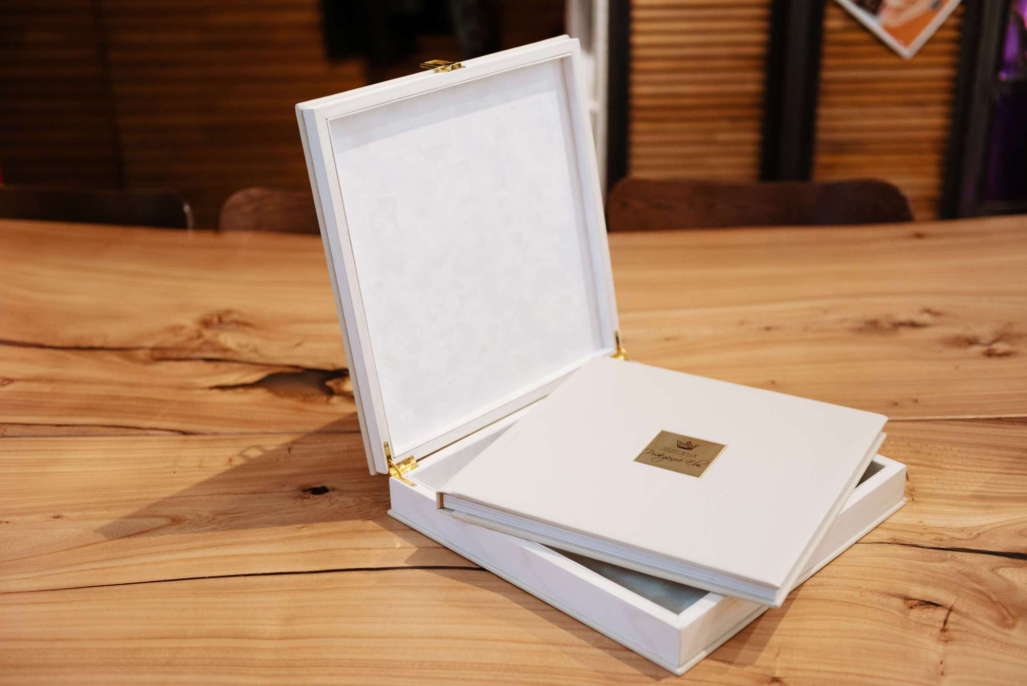 Качественные свадебные фотокниги в Ростове. Свадебный фотограф в Ростове Максимов Максим