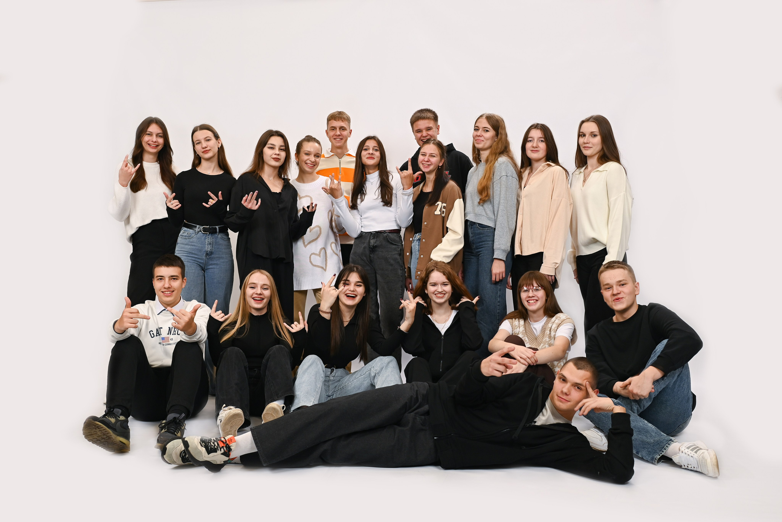 Выпускные альбомы Брянск. Фотостудия выпускных альбомов