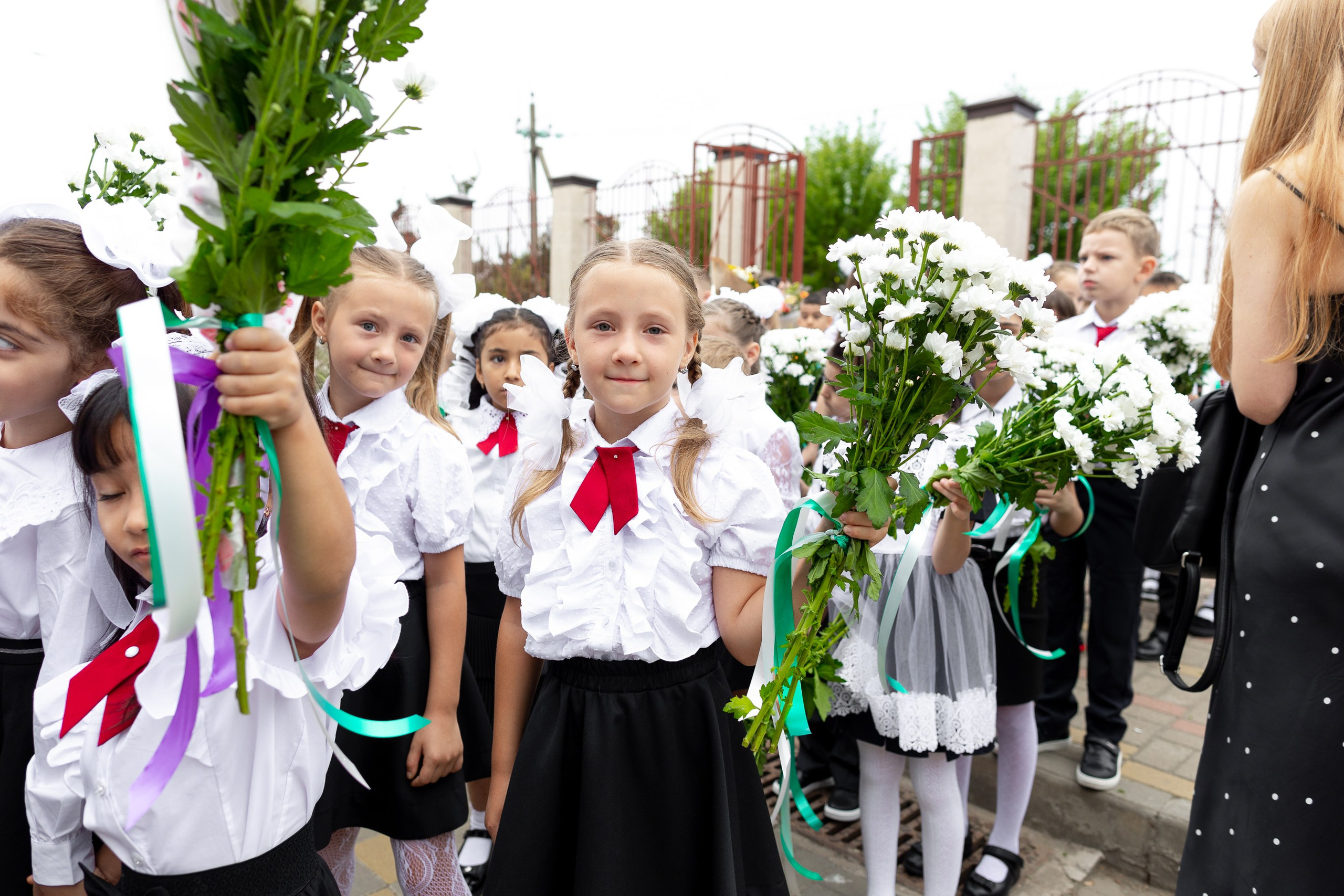 Школа № 61 им. Лавриненко, 1-е сентября | Фото. Фото и видеосъемка любых мероприятий в городе Краснодаре и Краснодарском крае. Щеколдин Антон