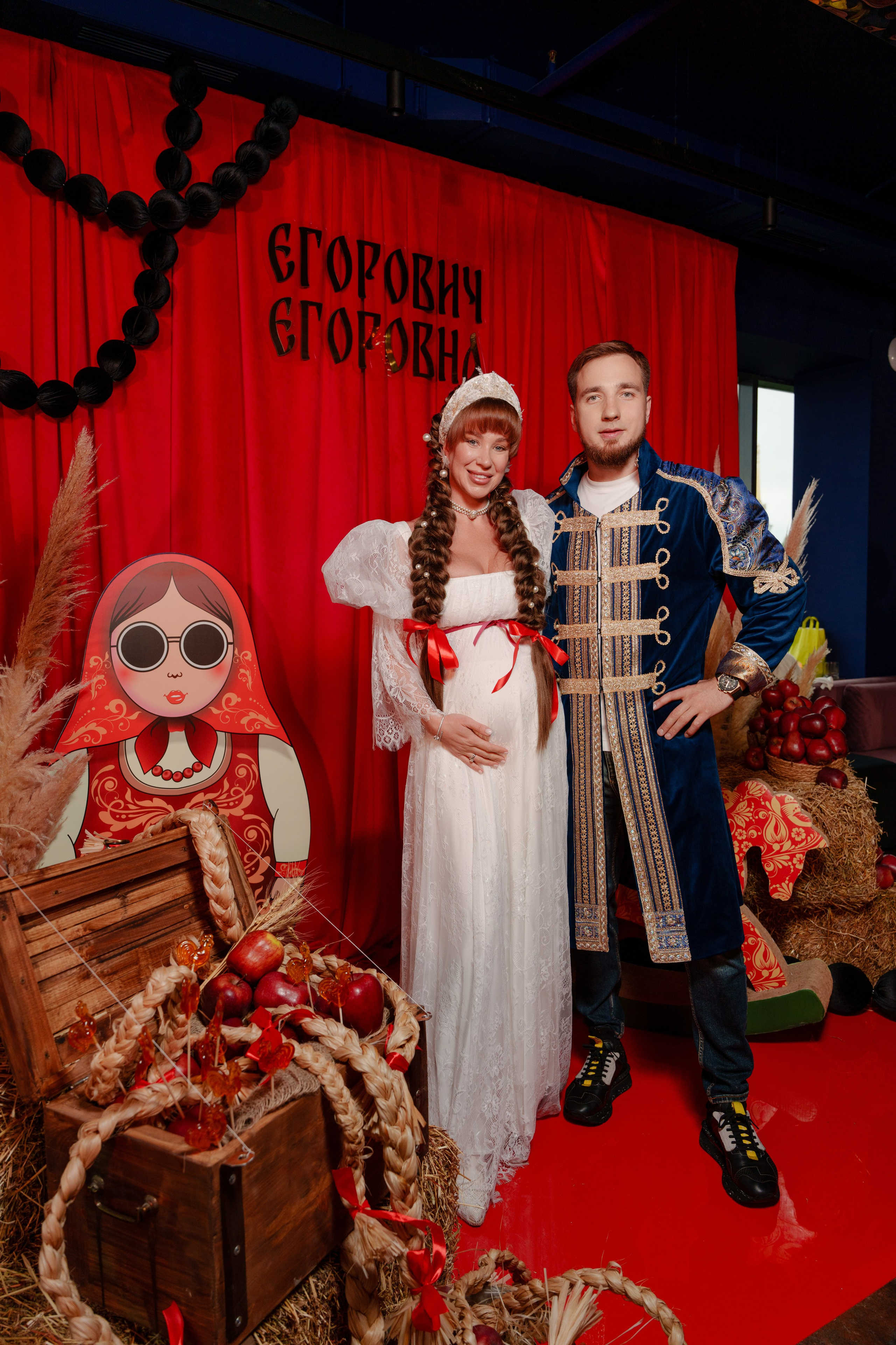 Репортажный фотограф на гендер пати в славянском стиле в Москве. Репортажный фотограф Москва Сергей Дружинин