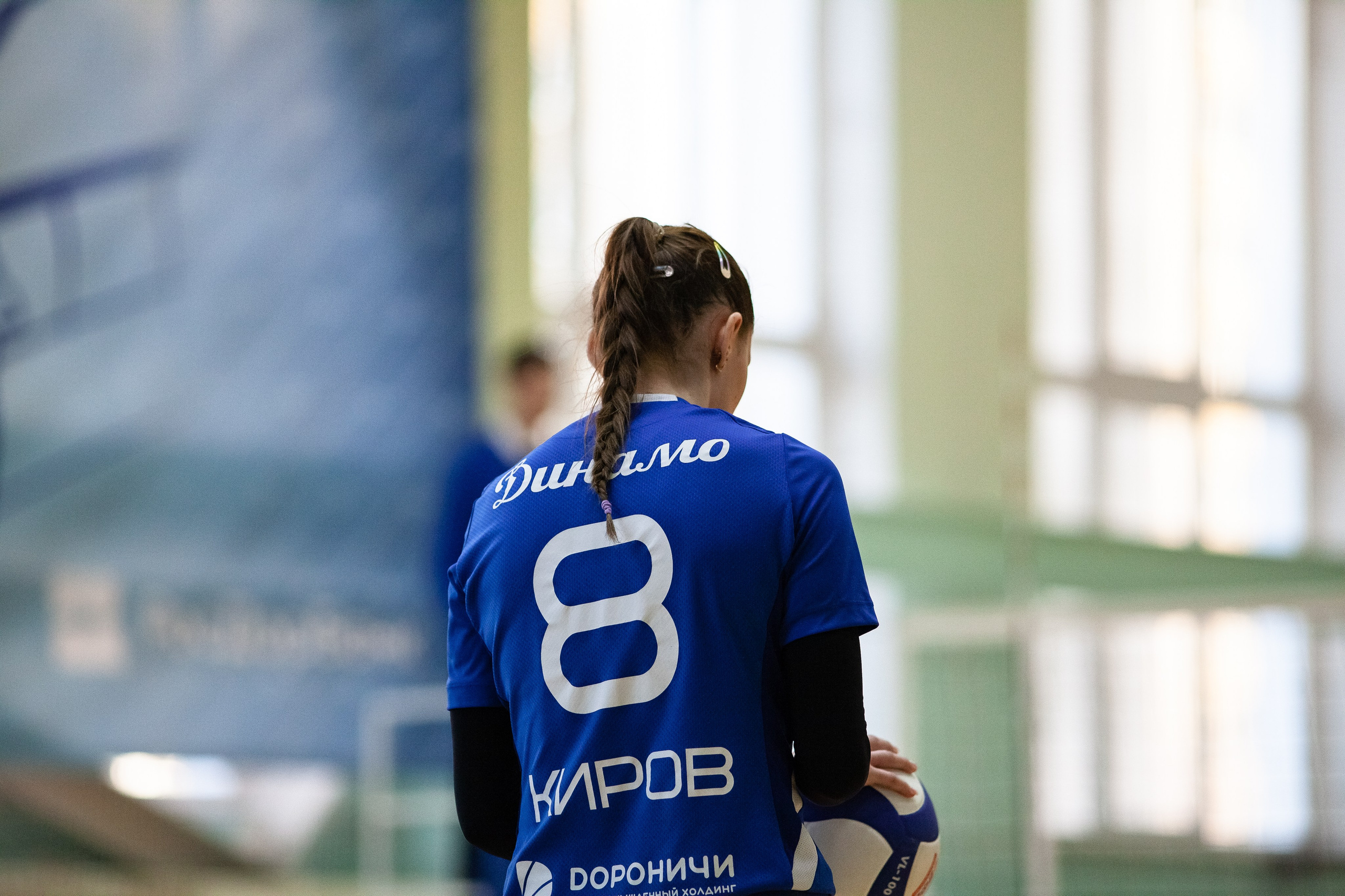 Искра (Самара) — Динамо (Киров). Фотография