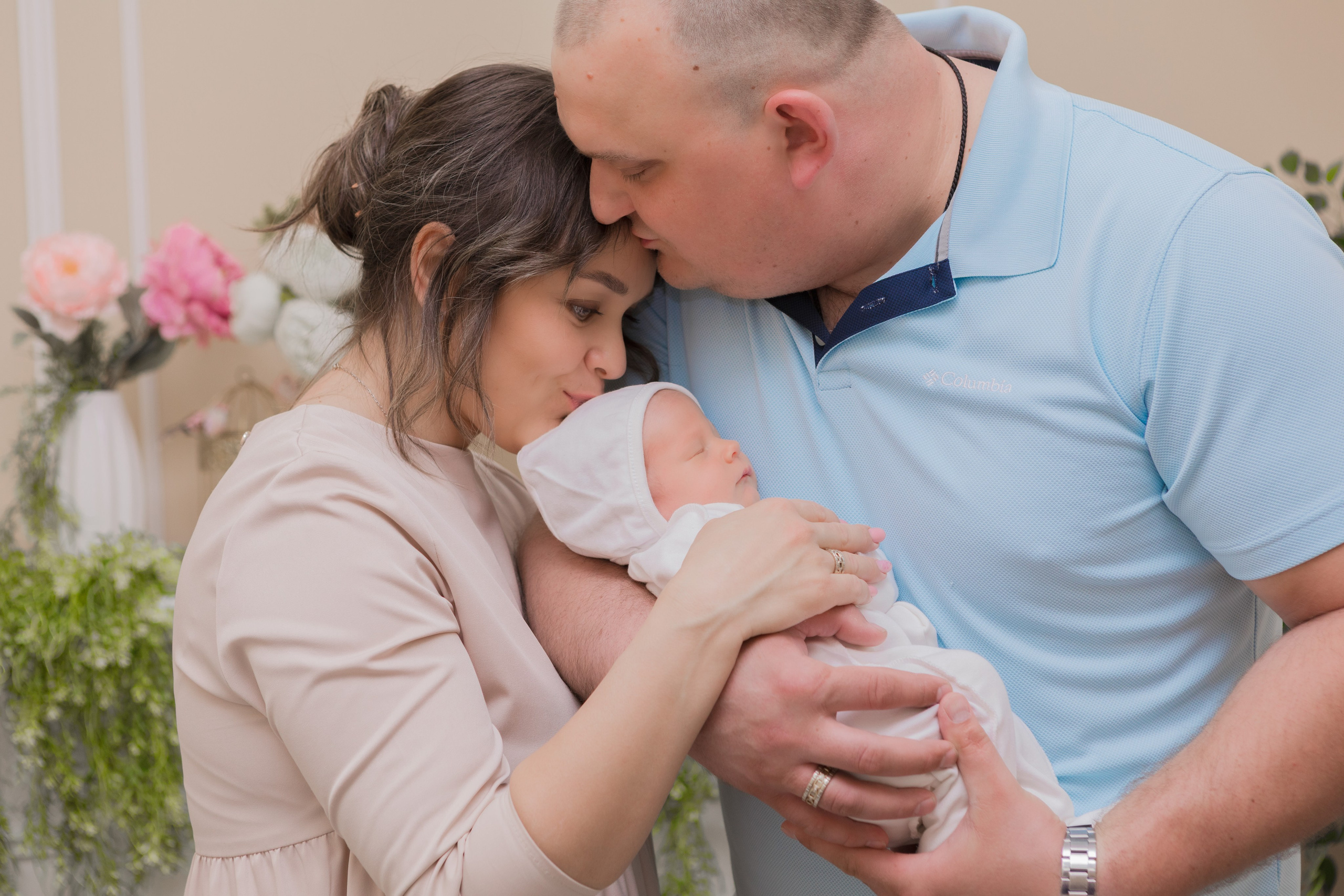 Долгожданная выписка. Фотослужба «Малютка» в Наро-Фоминском перинатальном центре — сохраняем главные мгновения семьи и создаём премиальные фотокниги