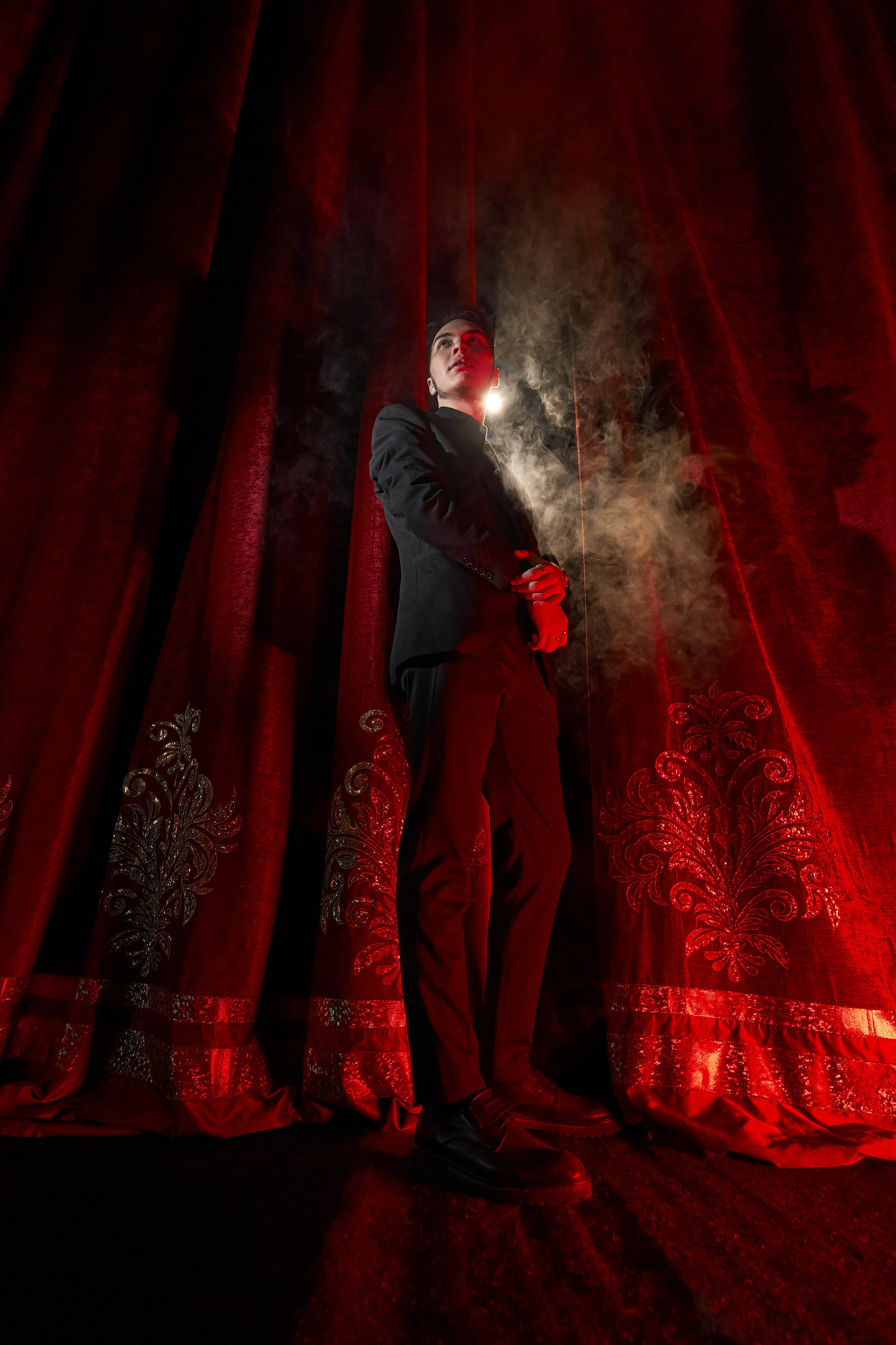 ТЕАТРАЛ. Портретный фотограф в Павлодаре Руслан Насыров