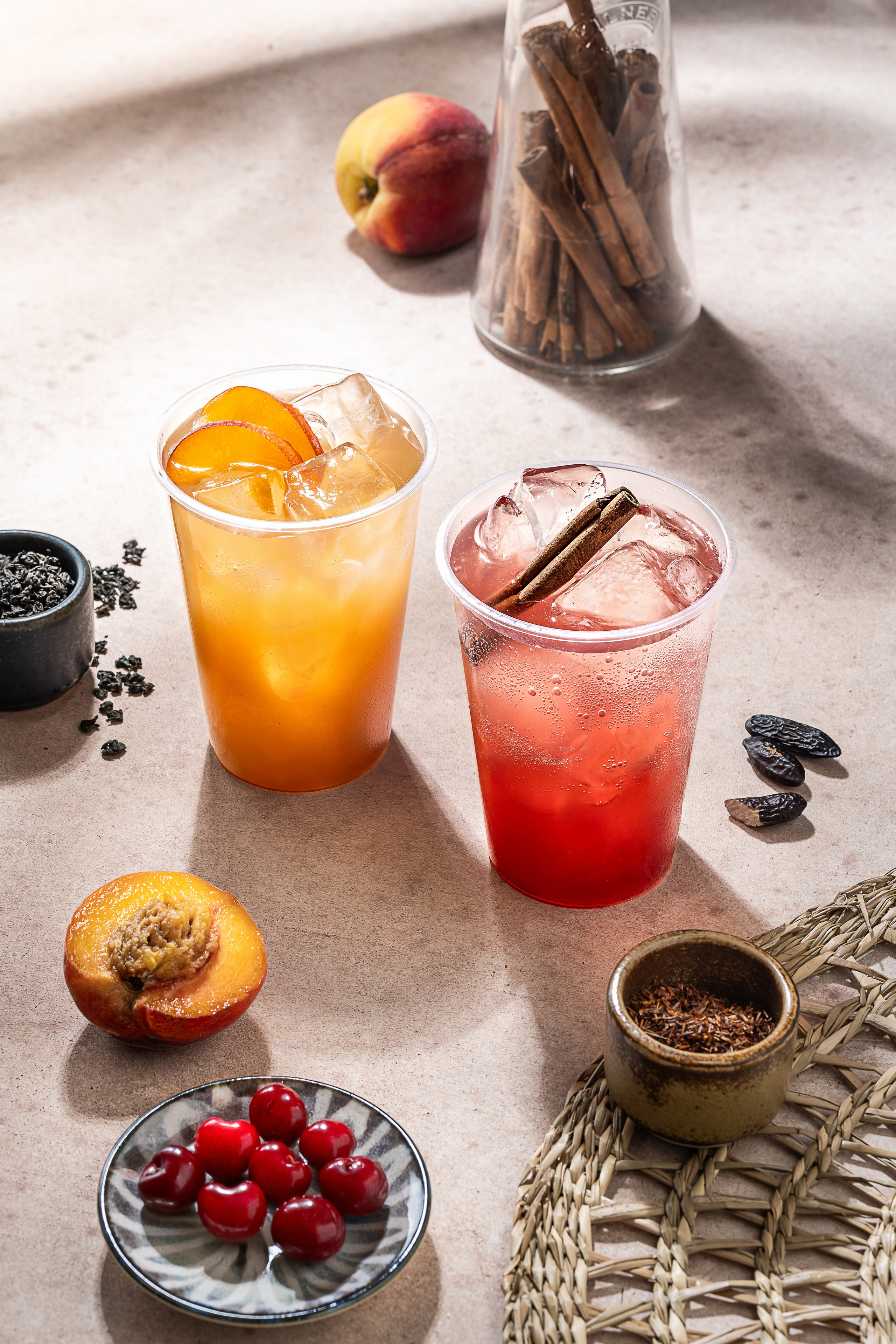 Drinks on ice to go. Foodie Stories (гастрономические истории) рекламная фуд-фотосъёмка, Москва