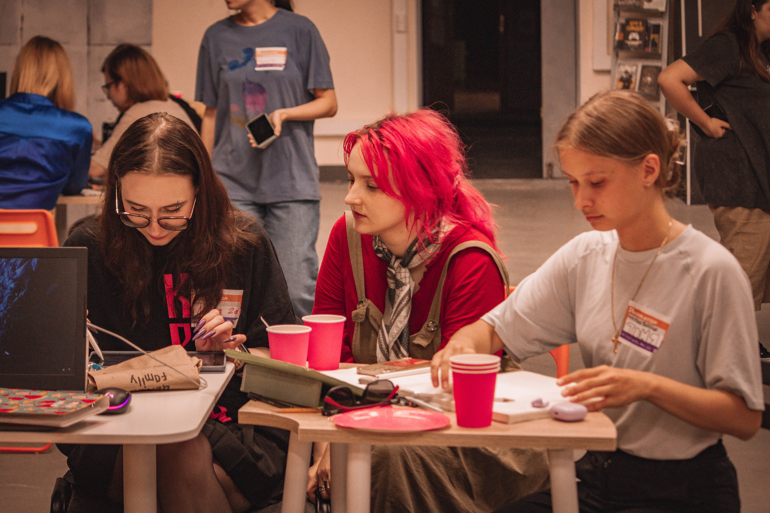 ЖЕНСКИЙ ГЕЙМДЖЕМ — Творческий сбор разработчиц. Создадим шедевр? Виталина и её фотоискусство