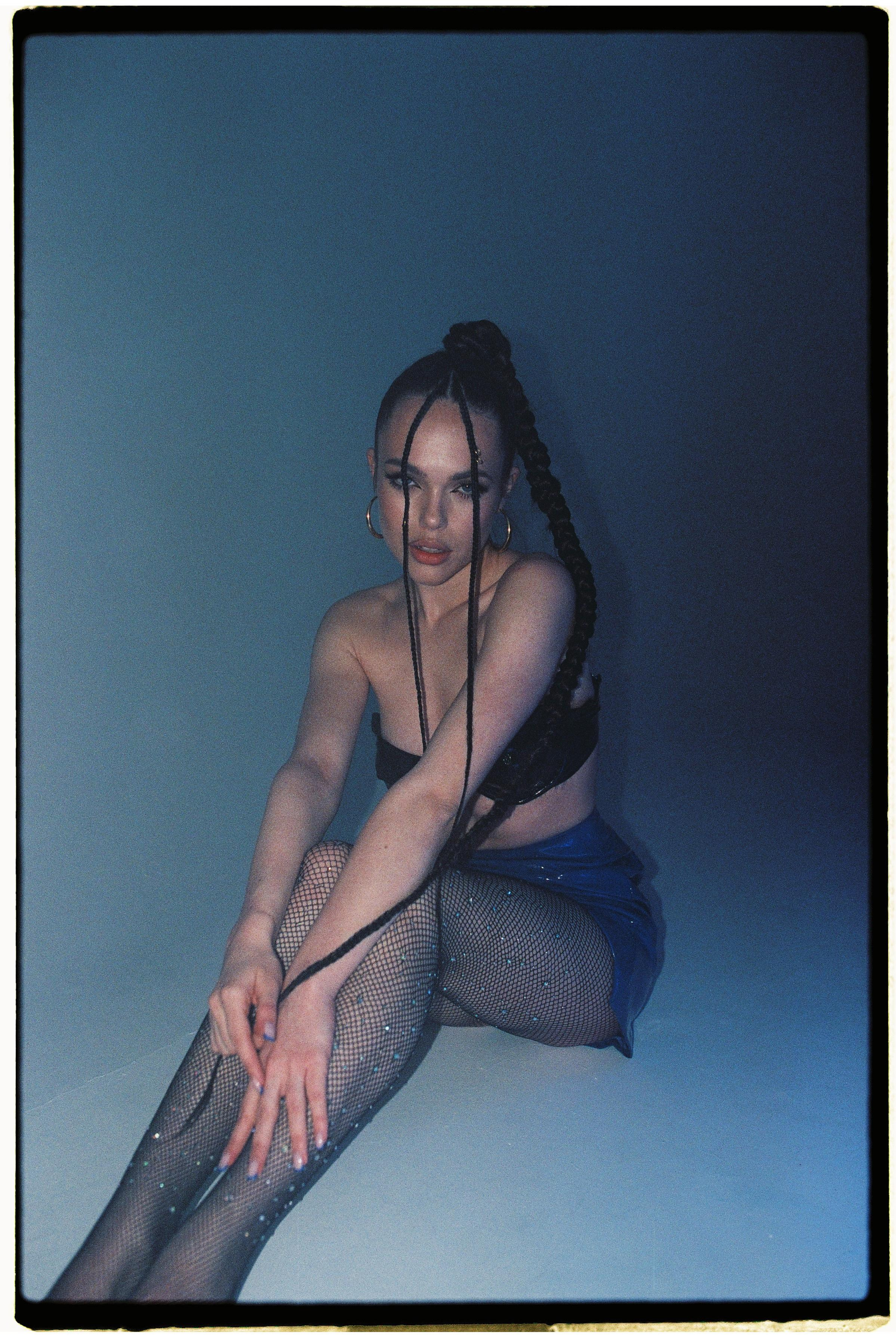 Арина Lazer story. Фотограф Олег Коровяков