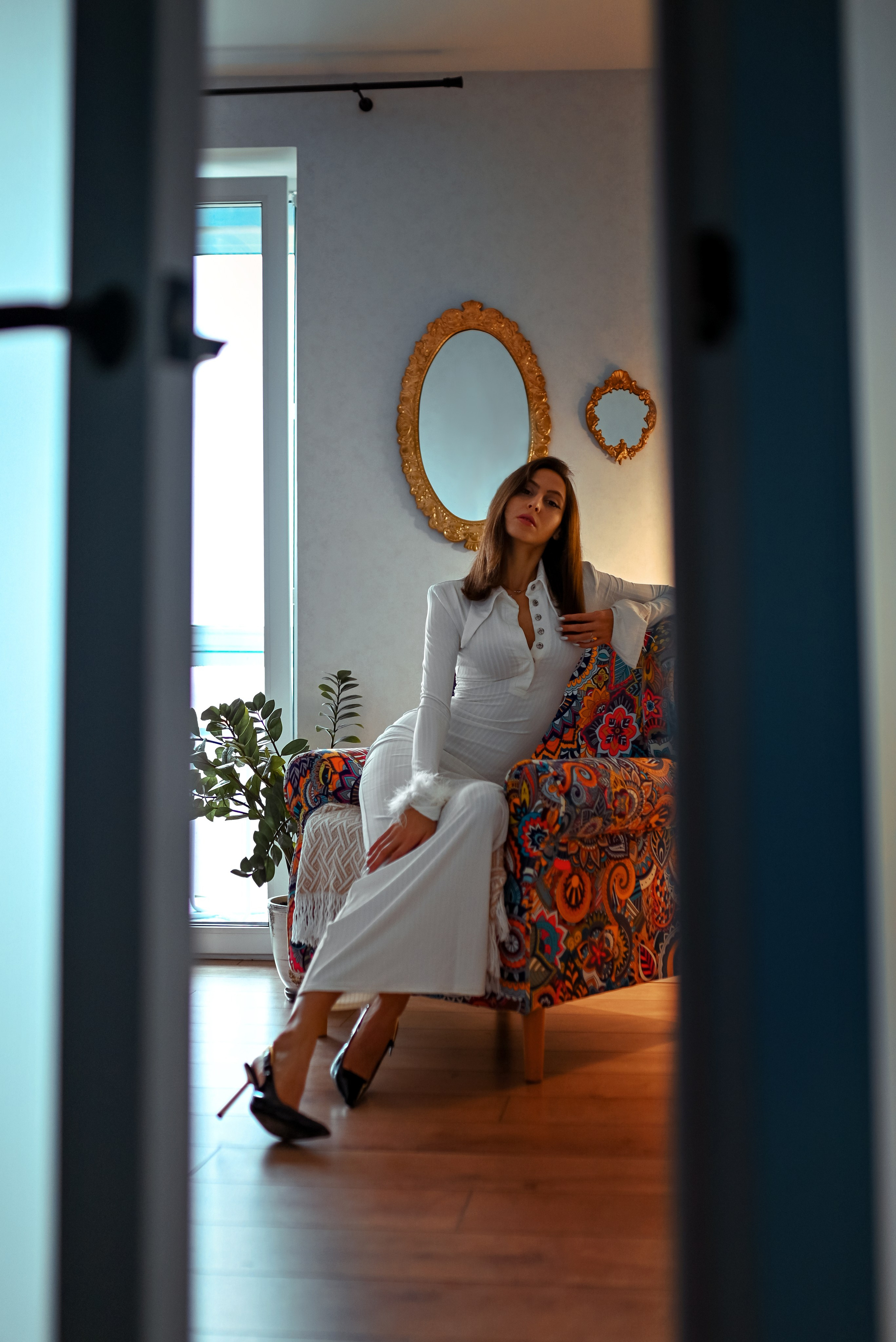 Красивая девушка в белом платье Витебск фотограф Сергей Томашев