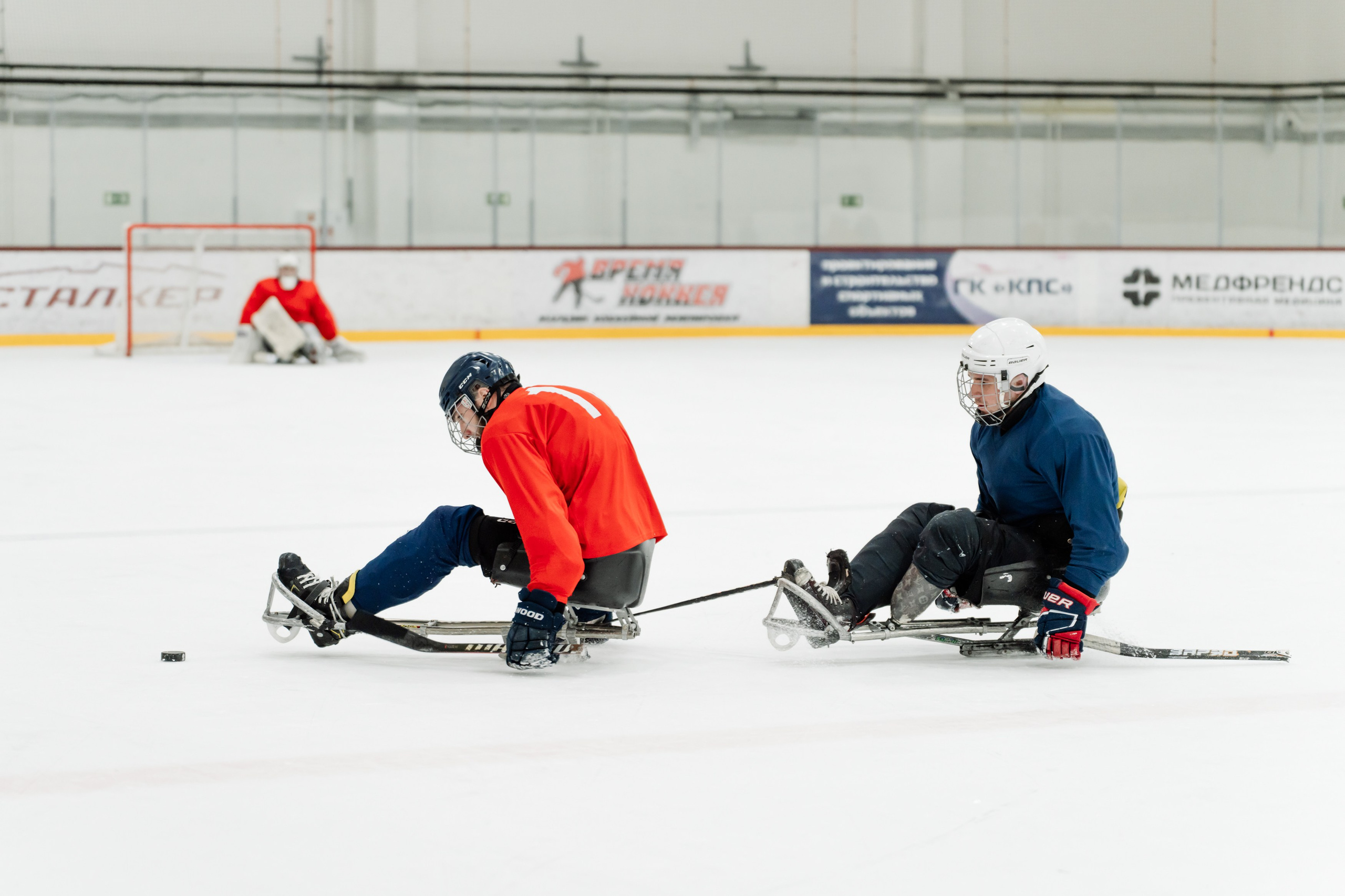 Игра в следж хоккей приуроченная 23.02.26 в арене Сталкер