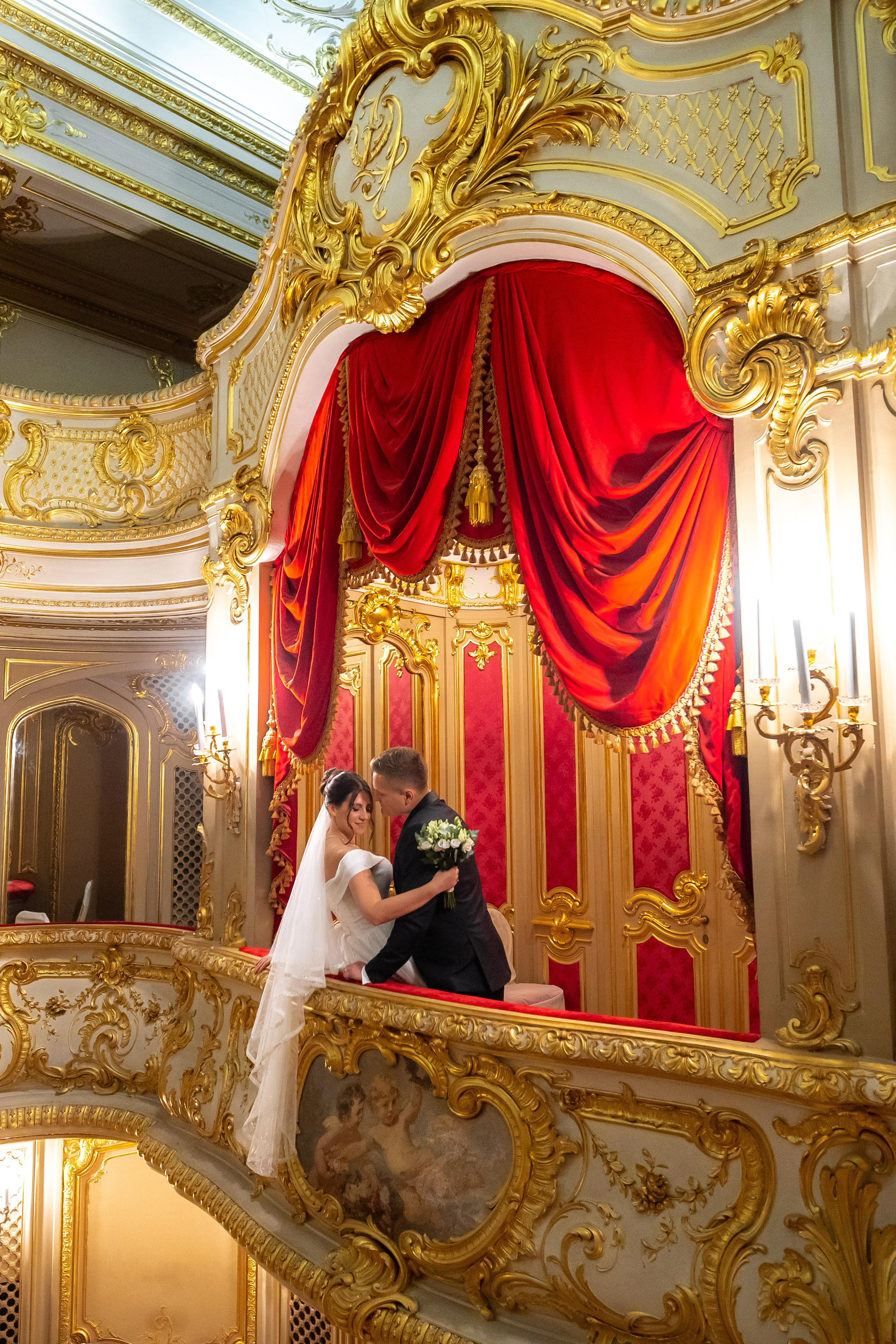 Места для фотосессии зимой в плохую погоду в Санкт-Петербурге. Свадебный фотограф Александр Невский в Санкт-Петербурге