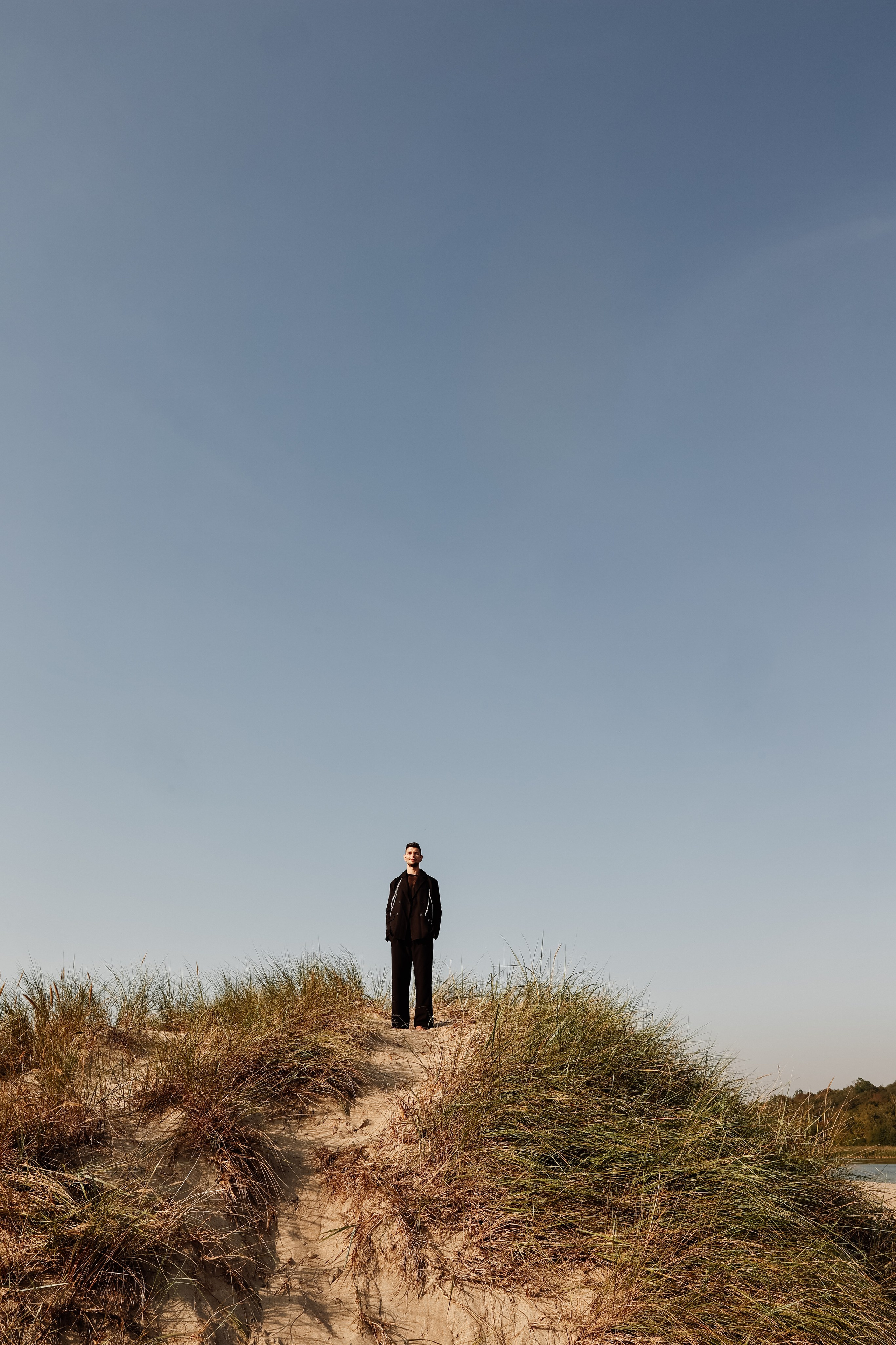 Камерная свадьба на берегу моря. Свадебный фотограф