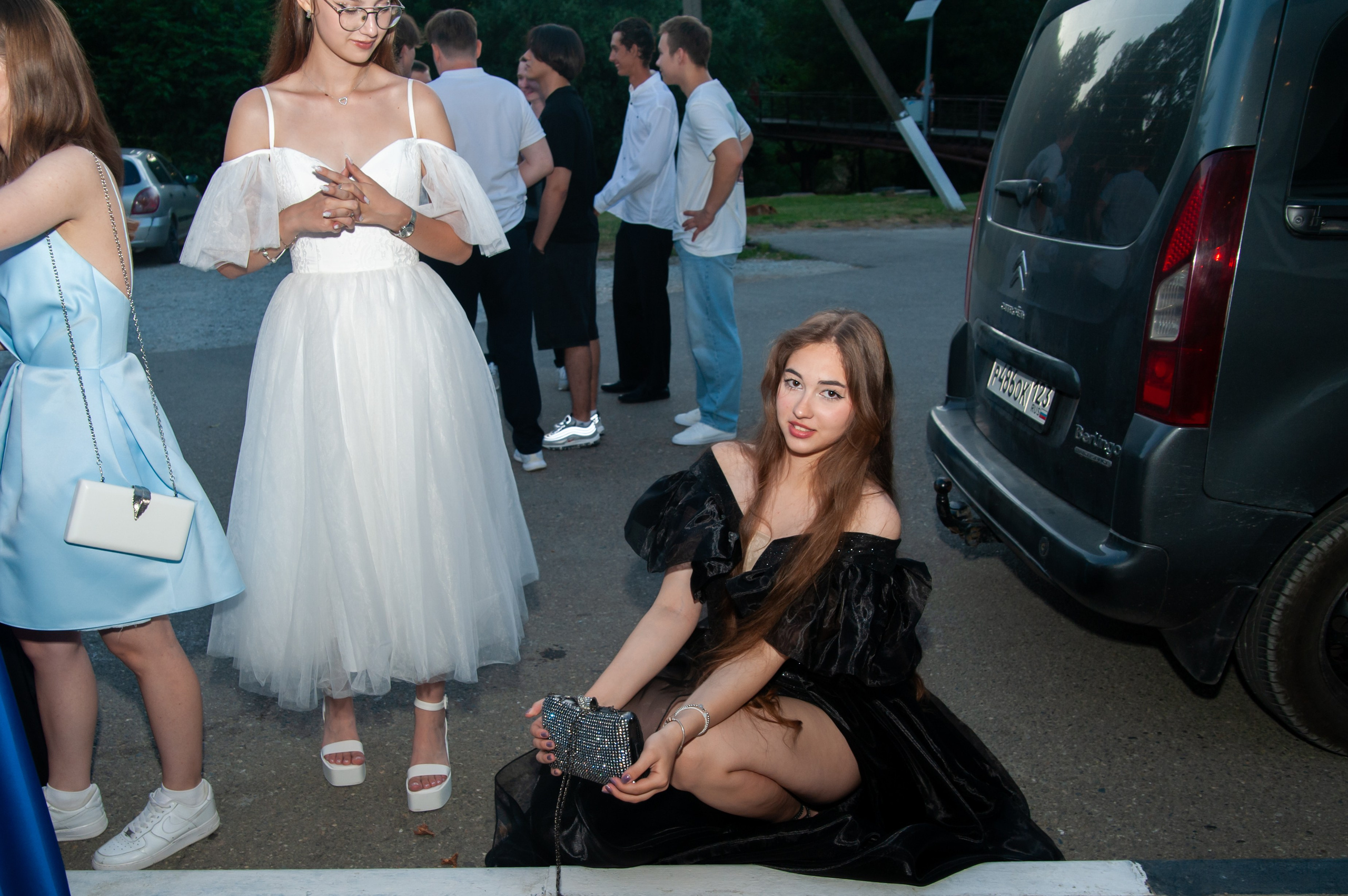 Выпускной МАОУ СОШ № 17 им. Эдуарда Есаяна. Свадебный и семейный фотограф Денис Лукьянов в Краснодаре, Краснодарском крае и Республике Крым