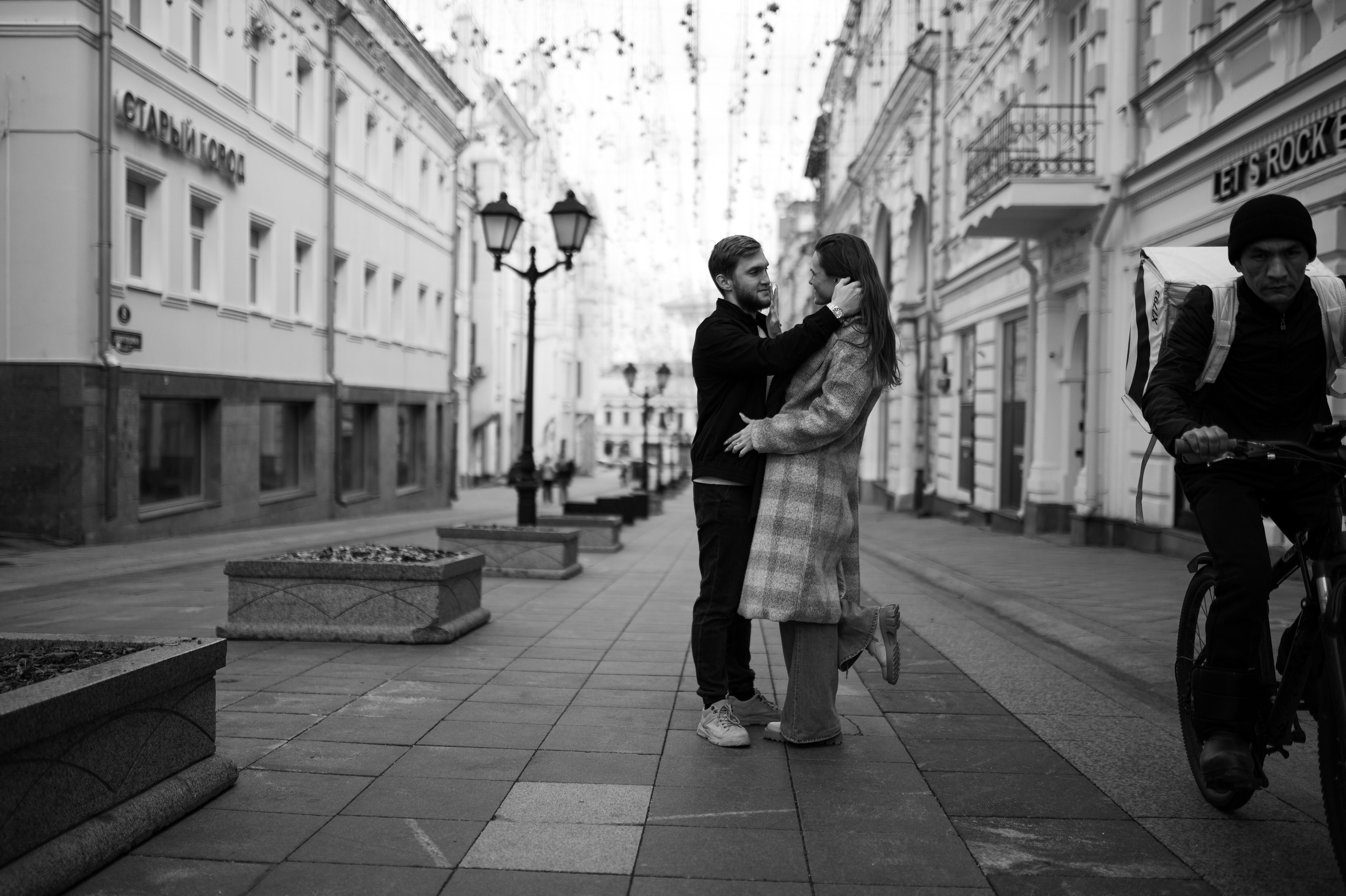 Фотосессия в центре Москвы. Свадебный фотограф Константинова Елена