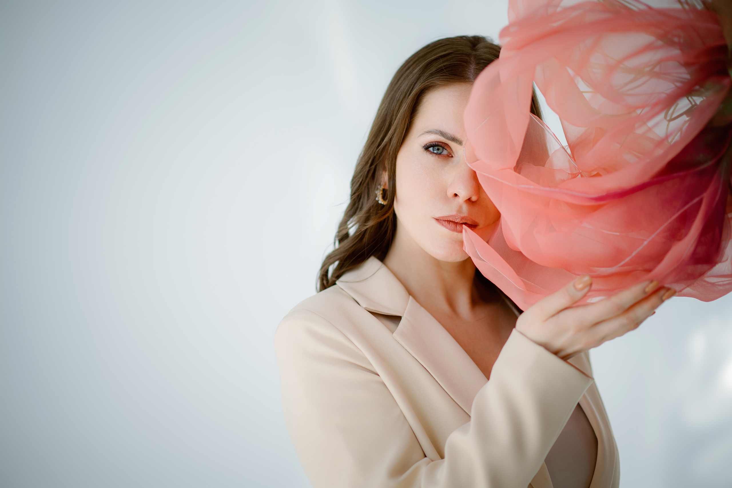 Гармония и красота: женственная фотосессия в светлых тонах. Свадебный фотограф Константинова Елена