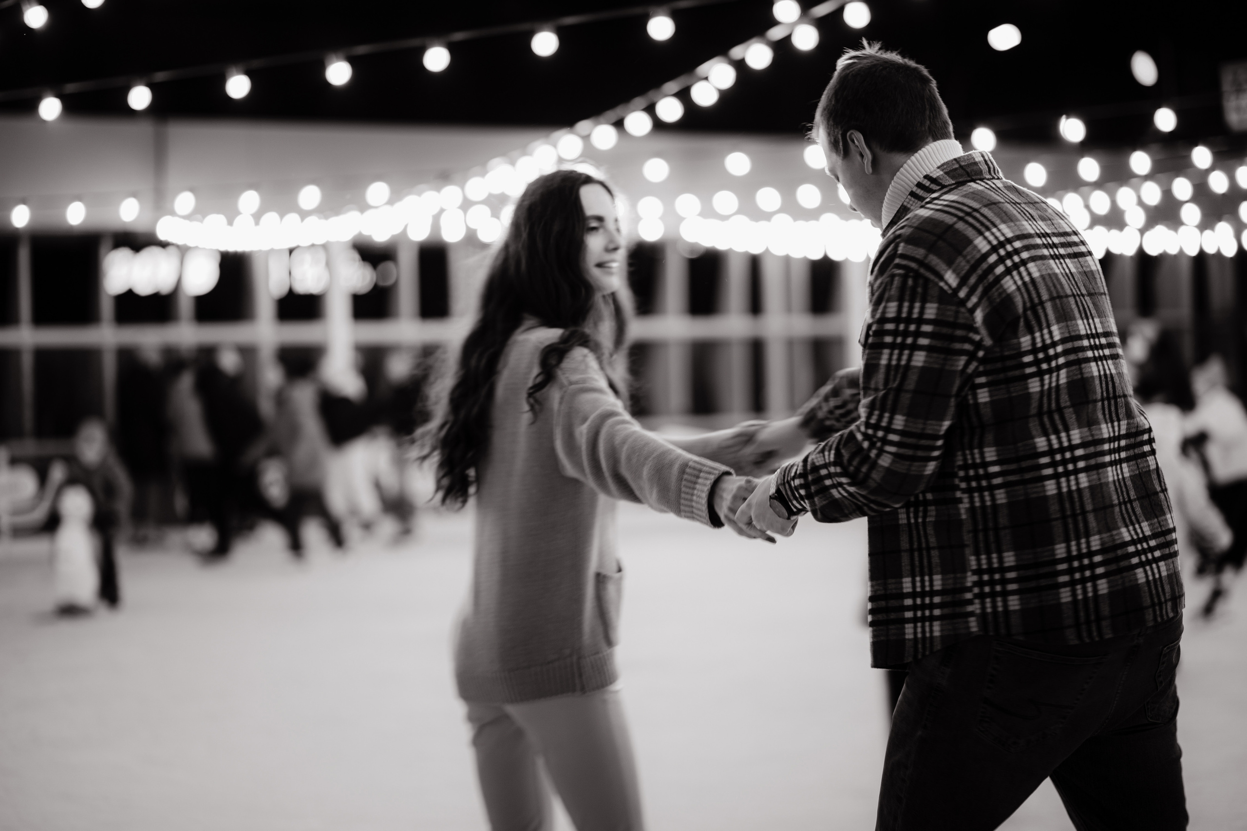 Фотосессия на катке. Свадебный фотограф Константинова Елена