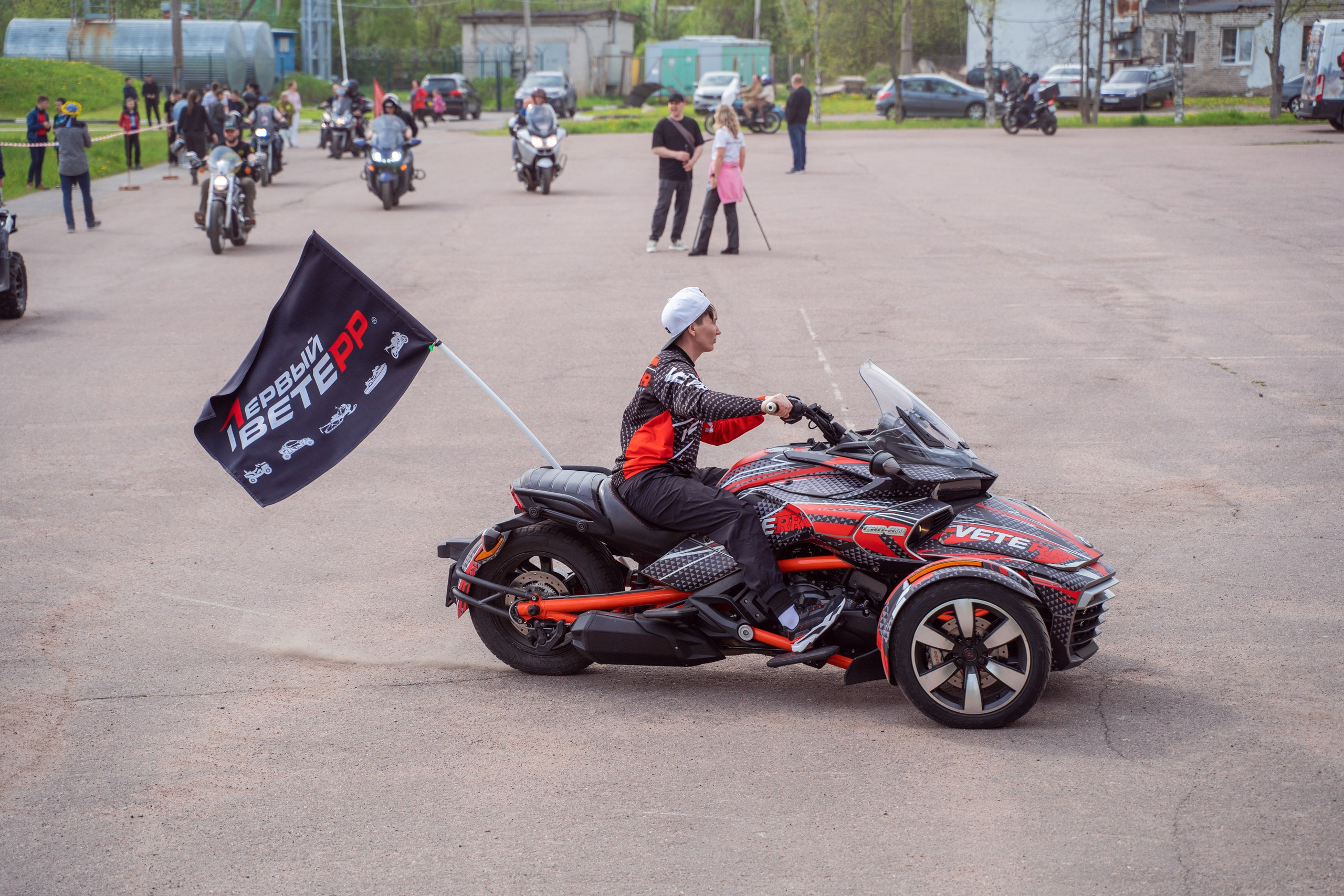 Мотоциклы —репортажная фотосъемка в Санкт-Петербурге. Свадебный, семейный, портретный, репортажный фотограф в Санкт-Петербурге