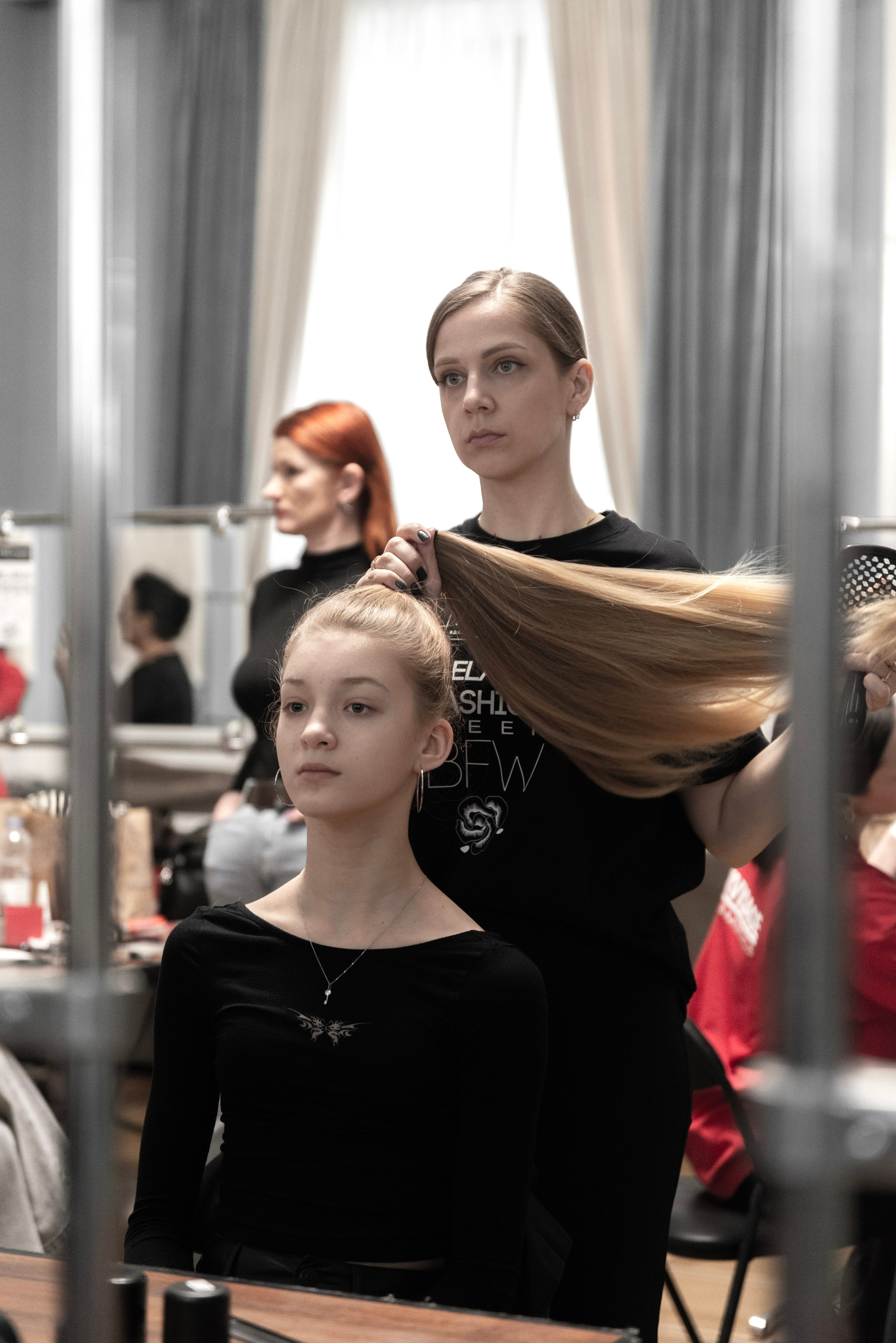 Belarusian Fashion Week 2025 BACKSTAGE. Ваш Event фотограф & Репортаж & Fashion & ИИ