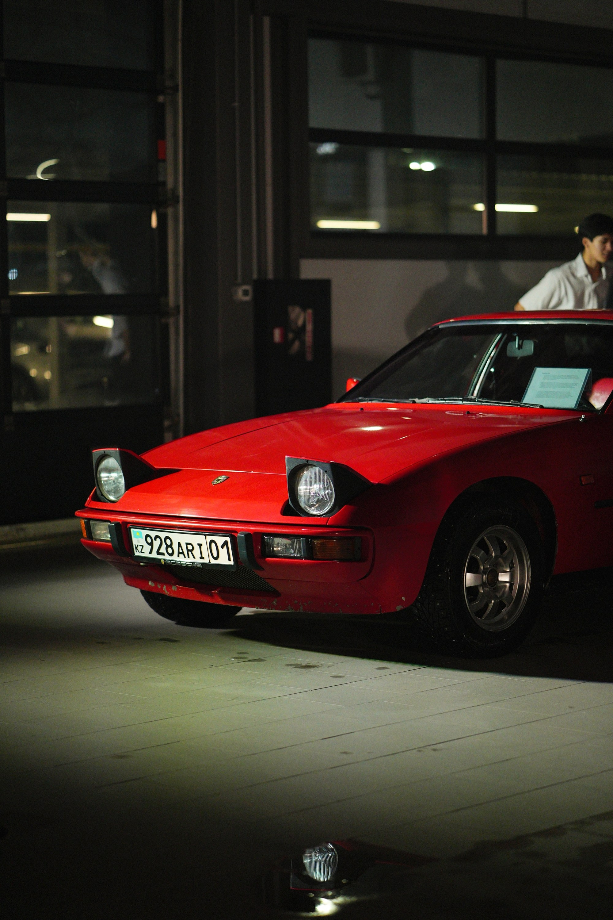 «Night in Salon» Porshe автосалон. Фотограф в Актобе Алексей Вагин