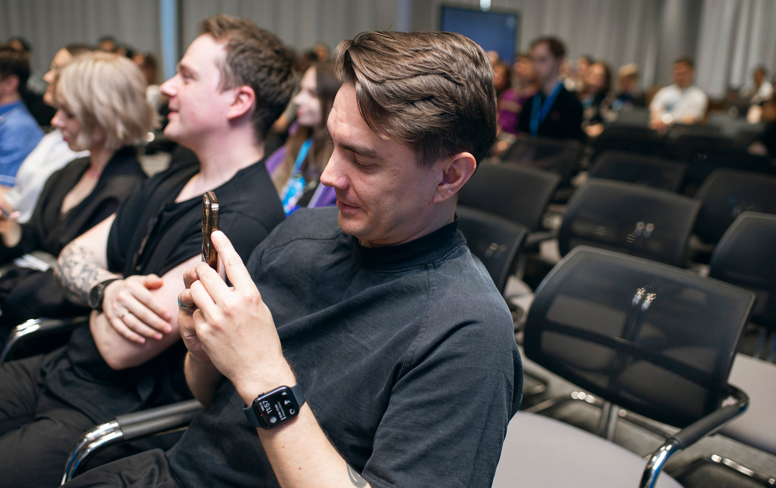 Защита проектов в ВК. Фотограф в Москве Алейникова Евгения