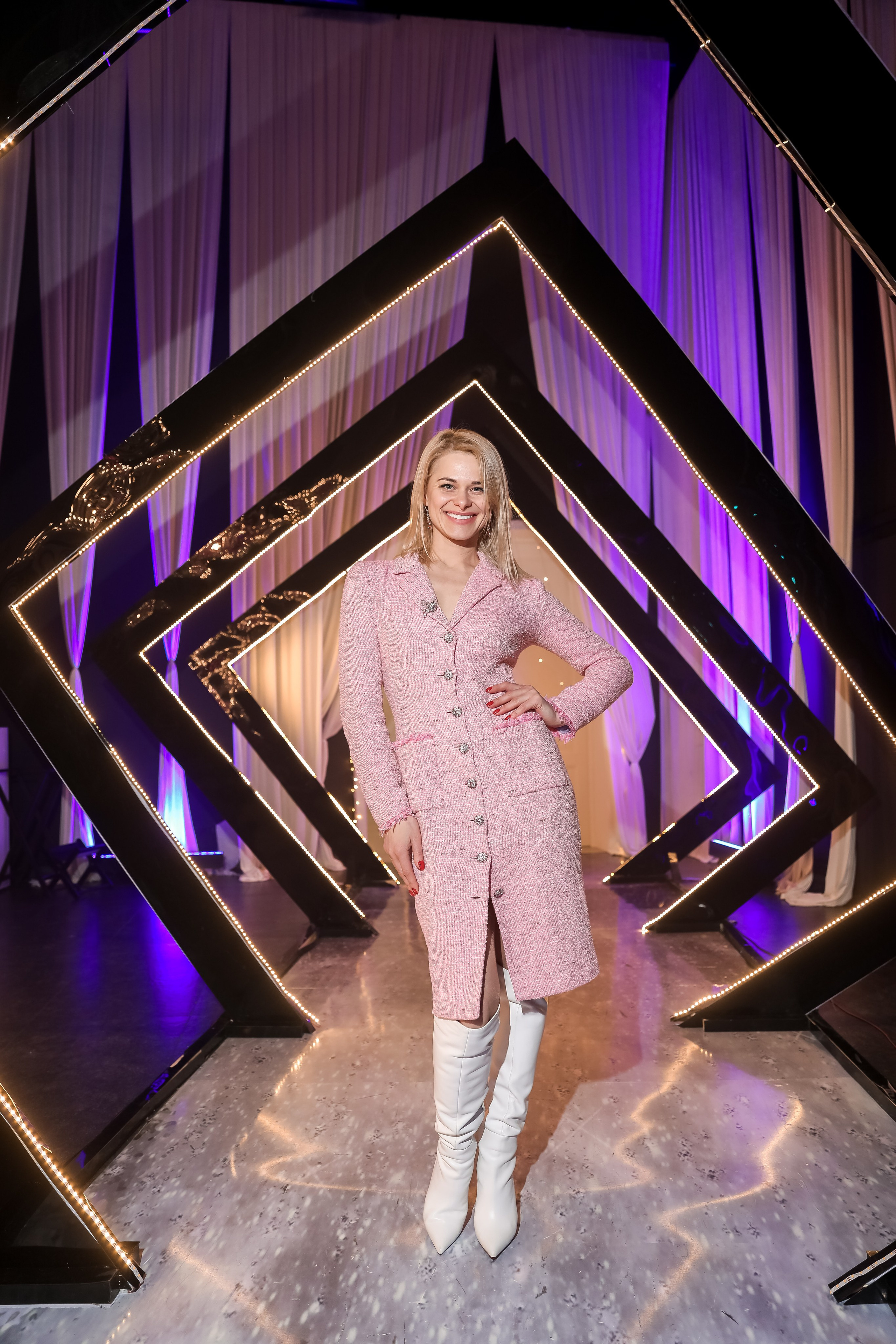 Happy Birthday КОММУНИКАТОР. Photographer Viktoriya Markushina «My world throug»