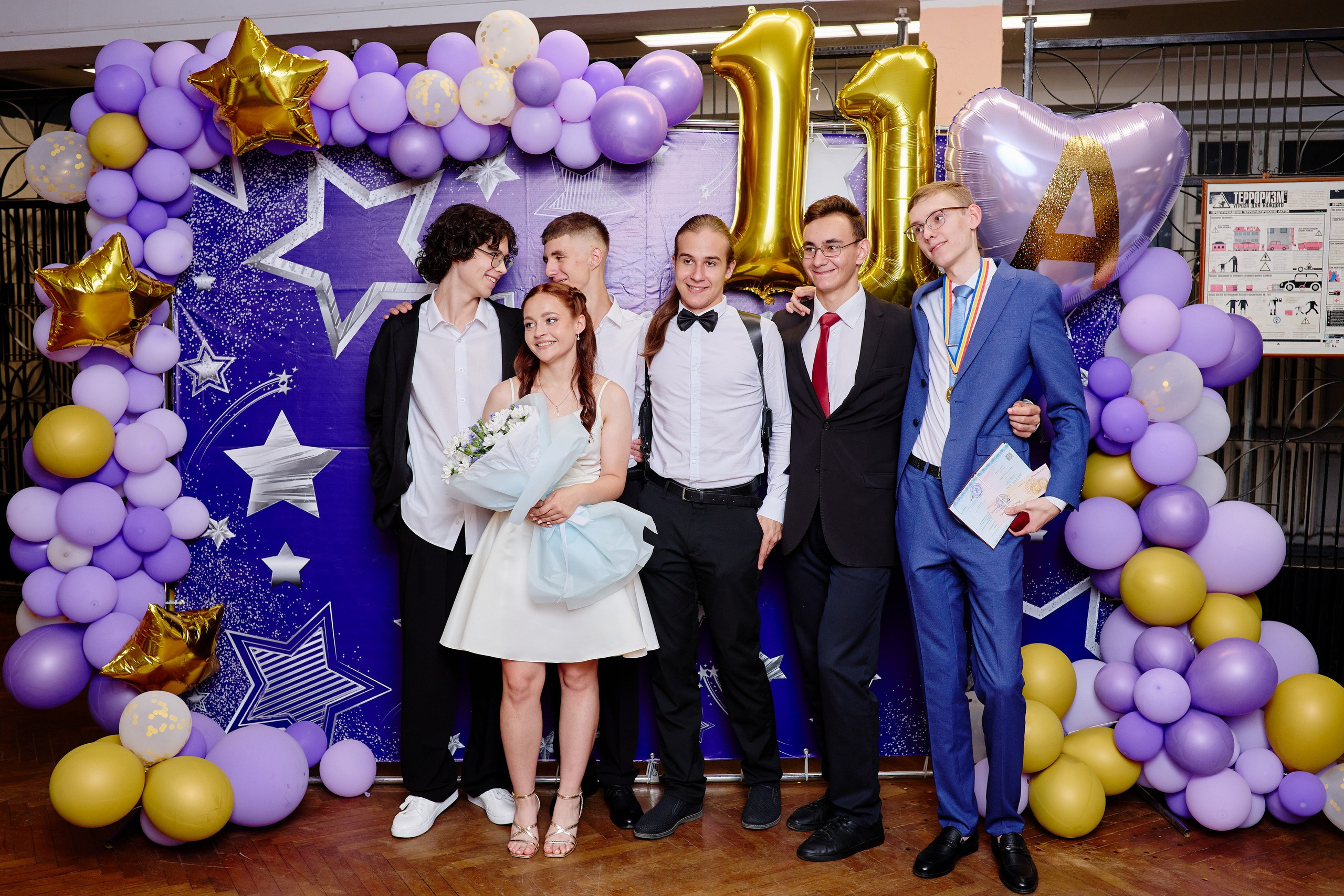 Выпускной 35 Сош. Фотограф Выпускные альбомы Таганрог Сергей Коробченко