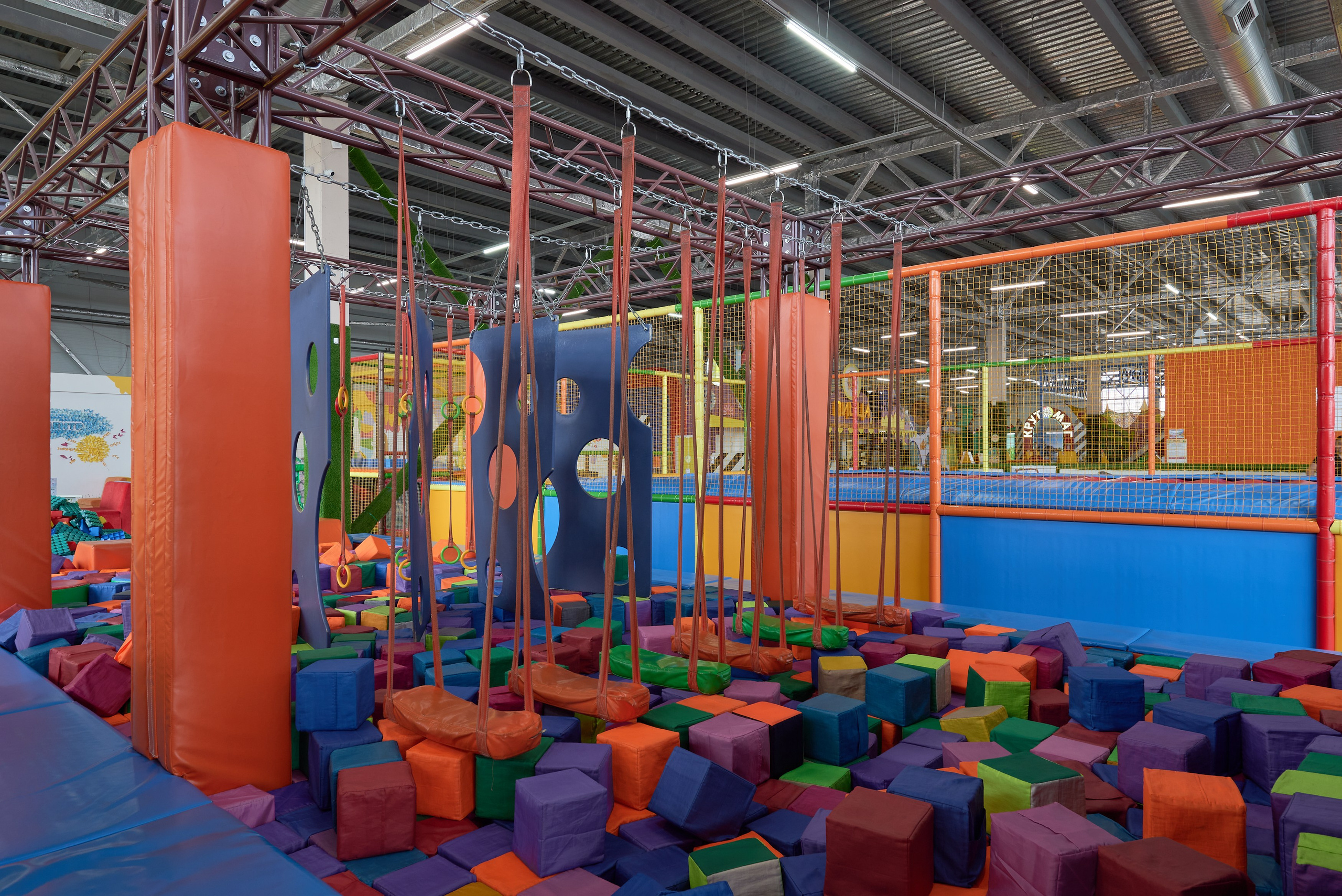 РК Крутоцентр, Магнитогорск. Абросимов Лев интерьерный и архитектурный фотограф