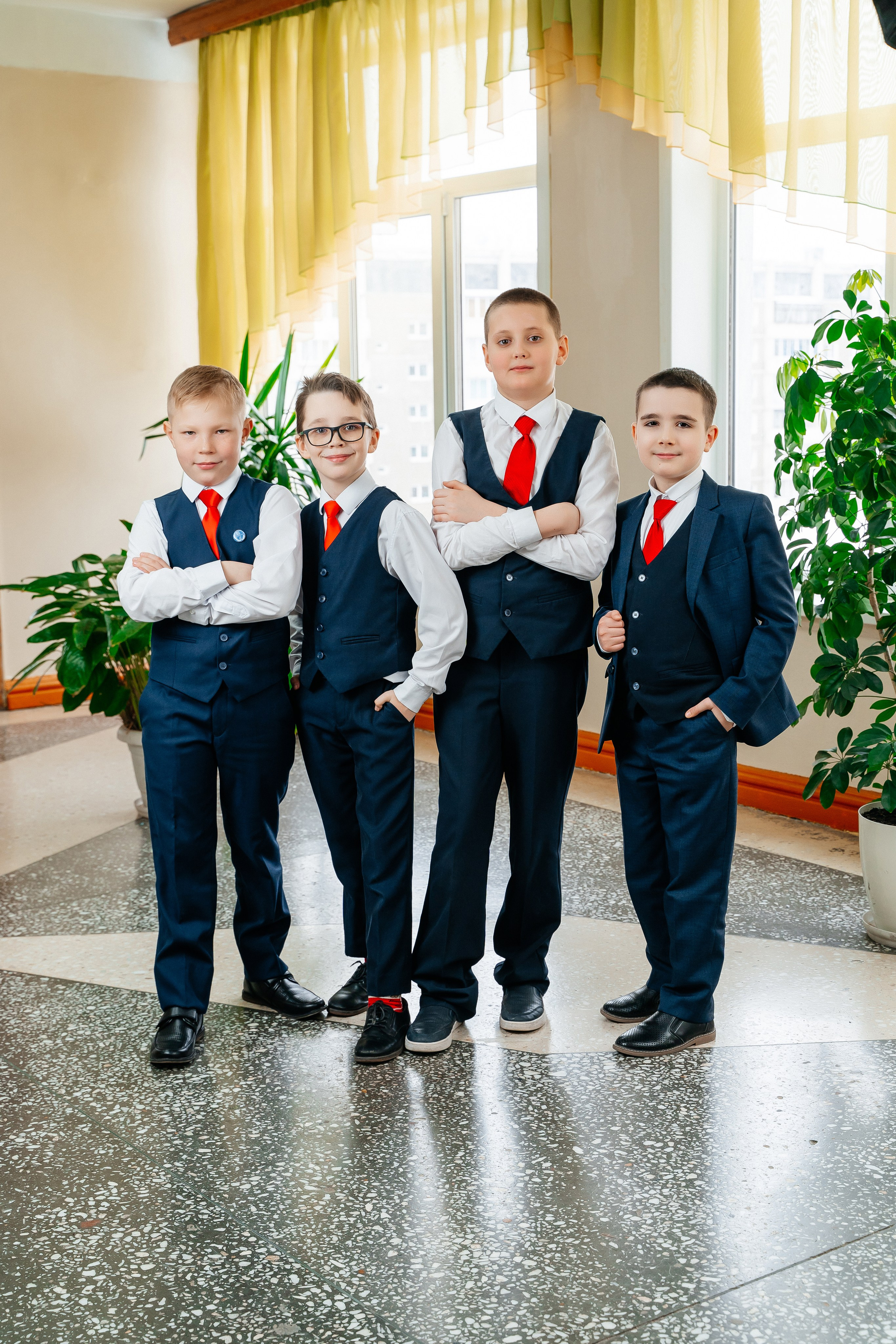 Младшие классы. Школьная фотография и выпускные фотоальбомы Иркутск