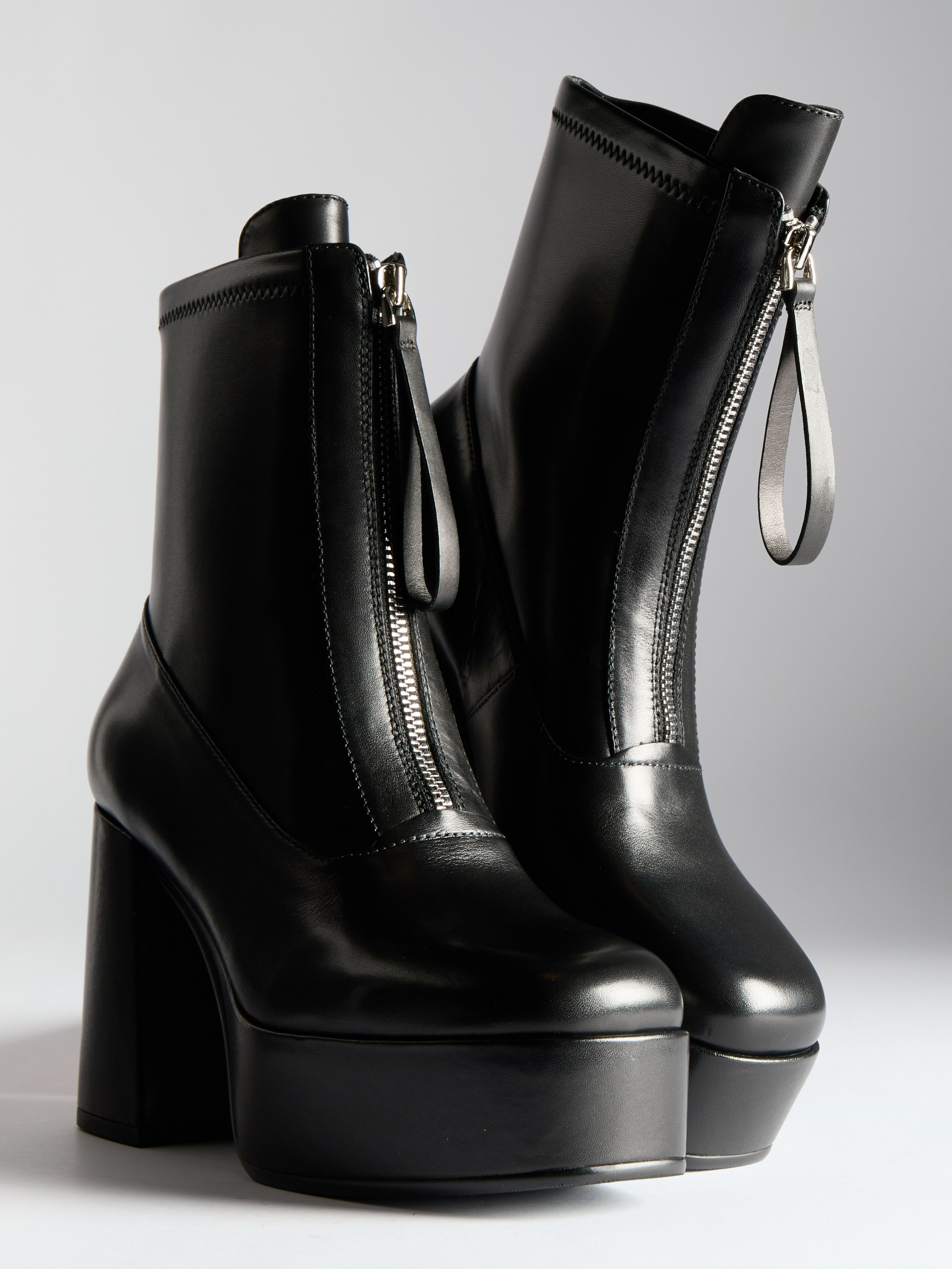 Предметный фотограф в Москве Евгений Шубин