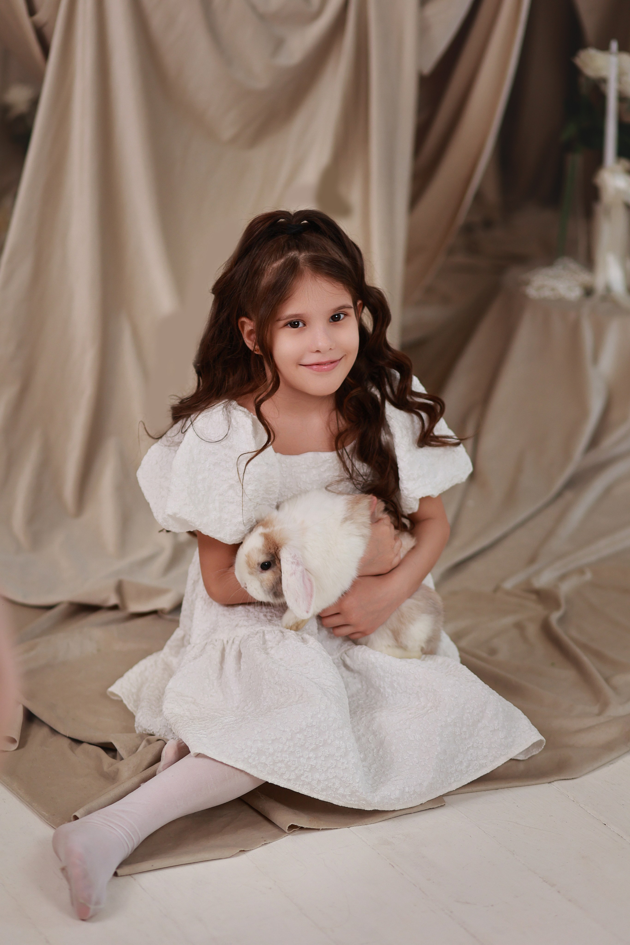 Фотопроект с козочкой и кроликами. Детский семейный фотограф Краснодар