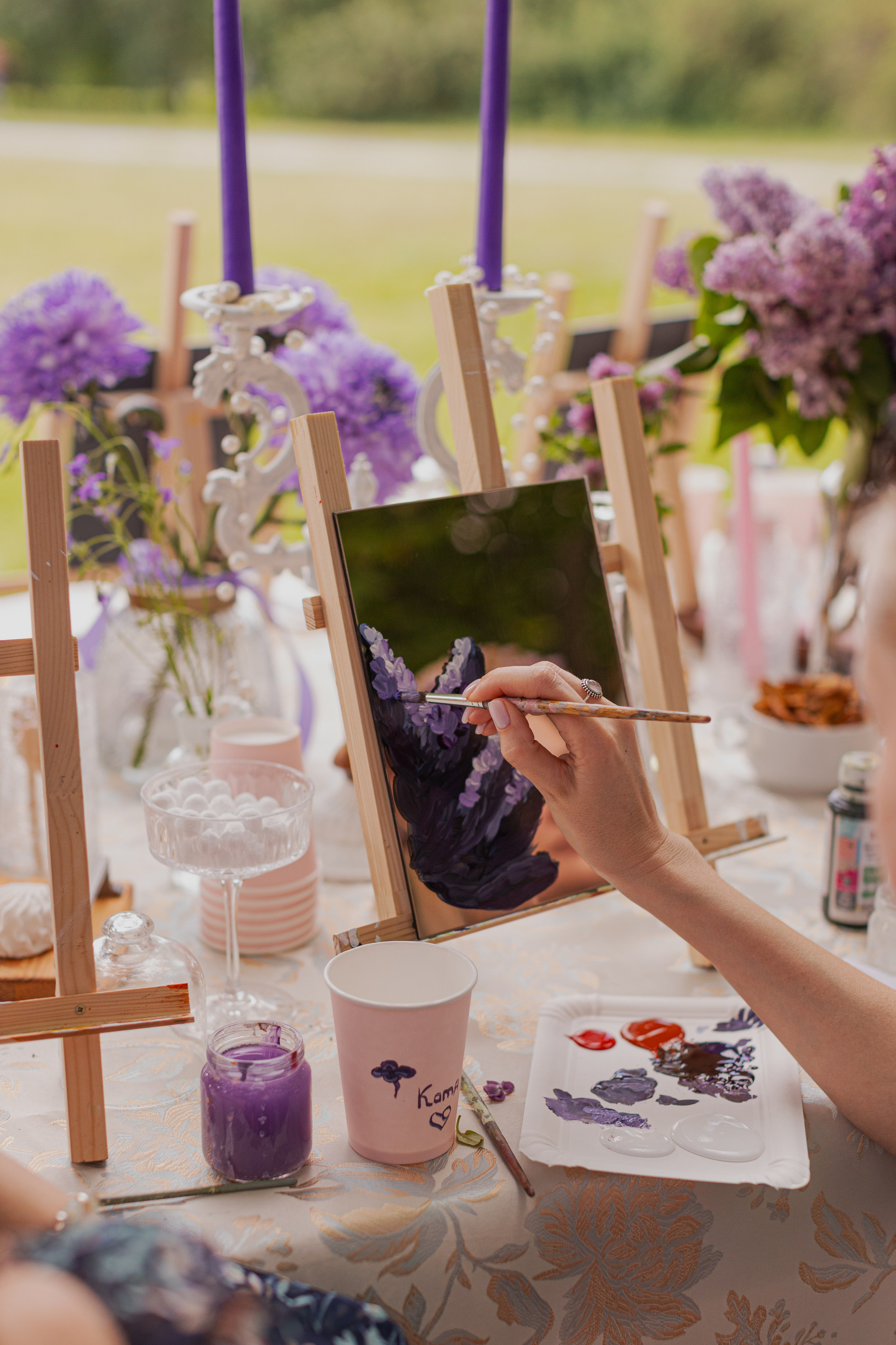 Мк Сирень на зеркале (девичник в парке). Анастасия Ракчеева Художник