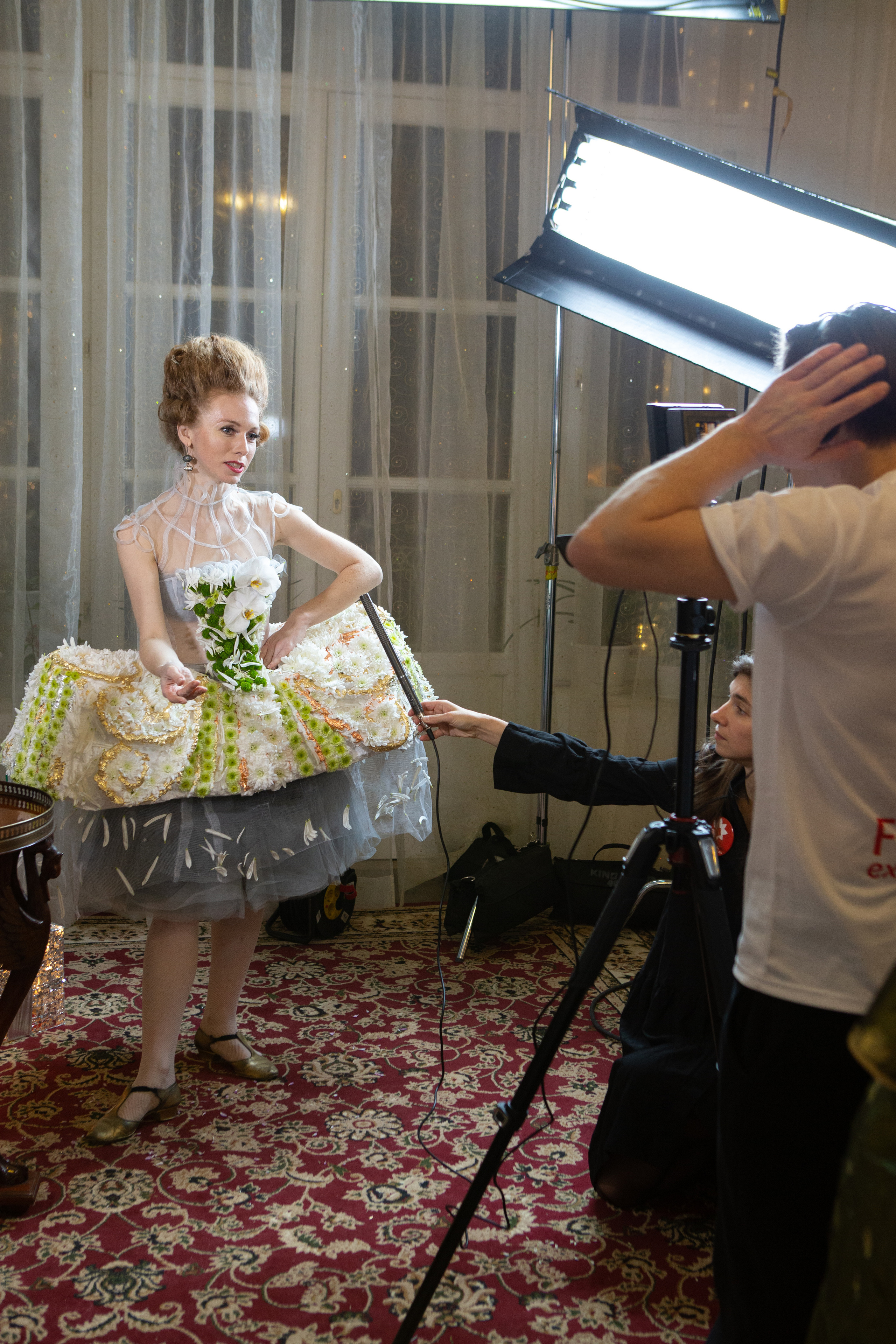 Фотоистория о дизайнере и её платье. Филатова Мария репортажный и портретный фотограф в Санкт-Петербурге