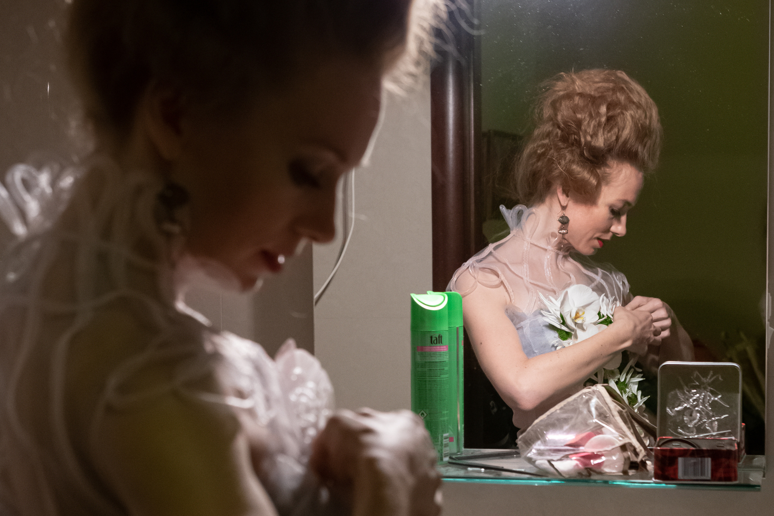 Фотоистория о дизайнере и её платье. Филатова Мария репортажный и портретный фотограф в Санкт-Петербурге