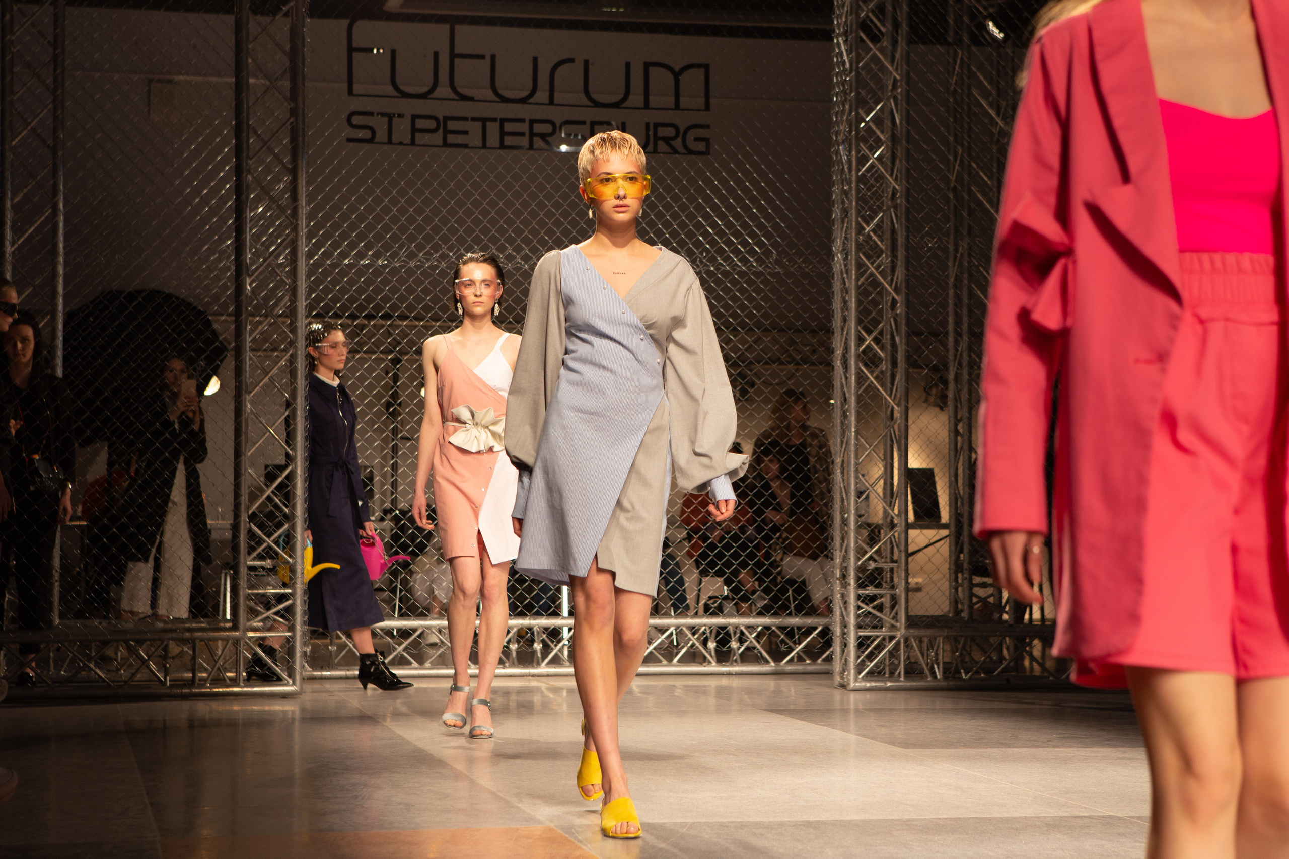 Репортаж с показа мод. Филатова Мария репортажный и портретный фотограф в Санкт-Петербурге