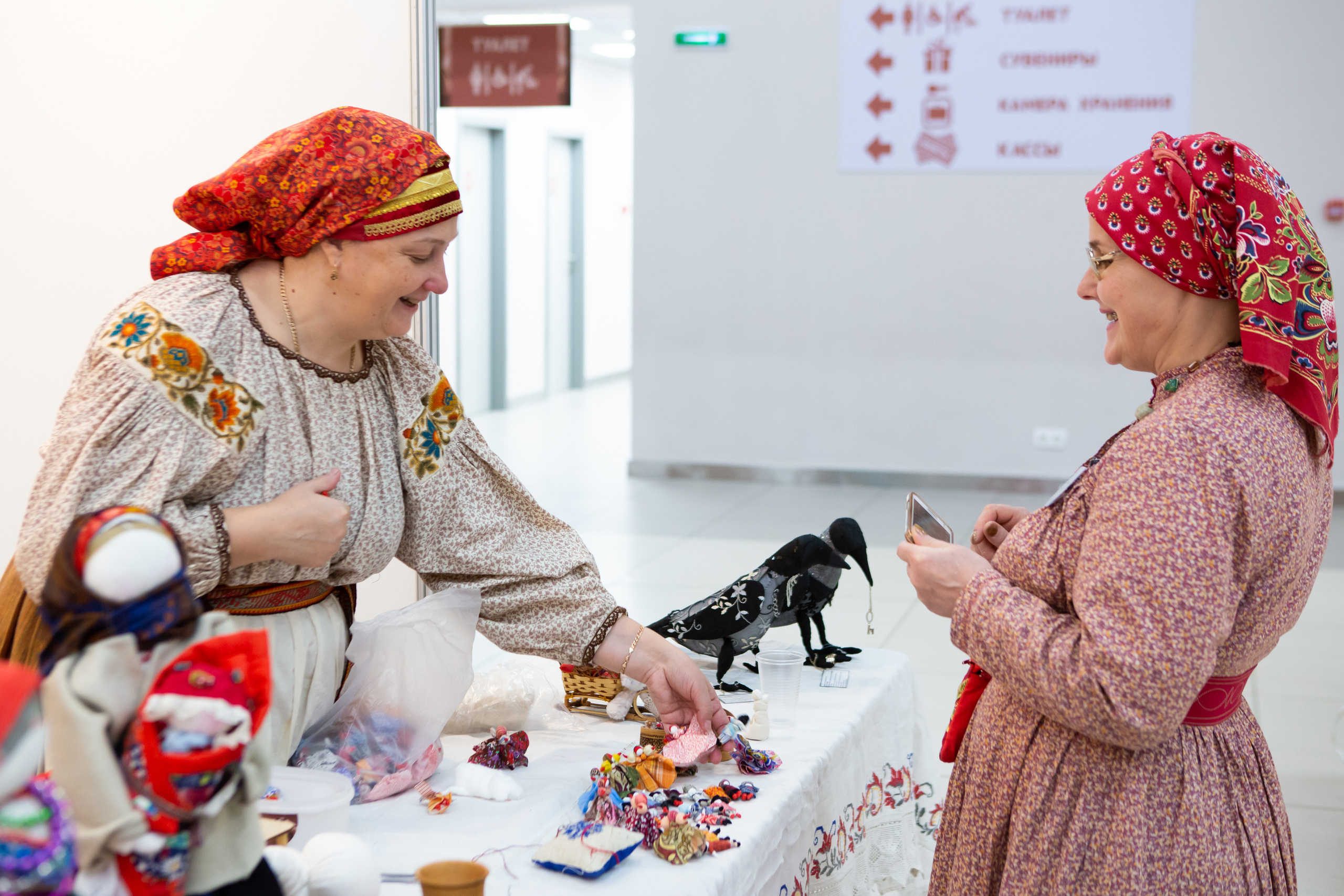 Репортаж с выставки. Филатова Мария репортажный и портретный фотограф в Санкт-Петербурге