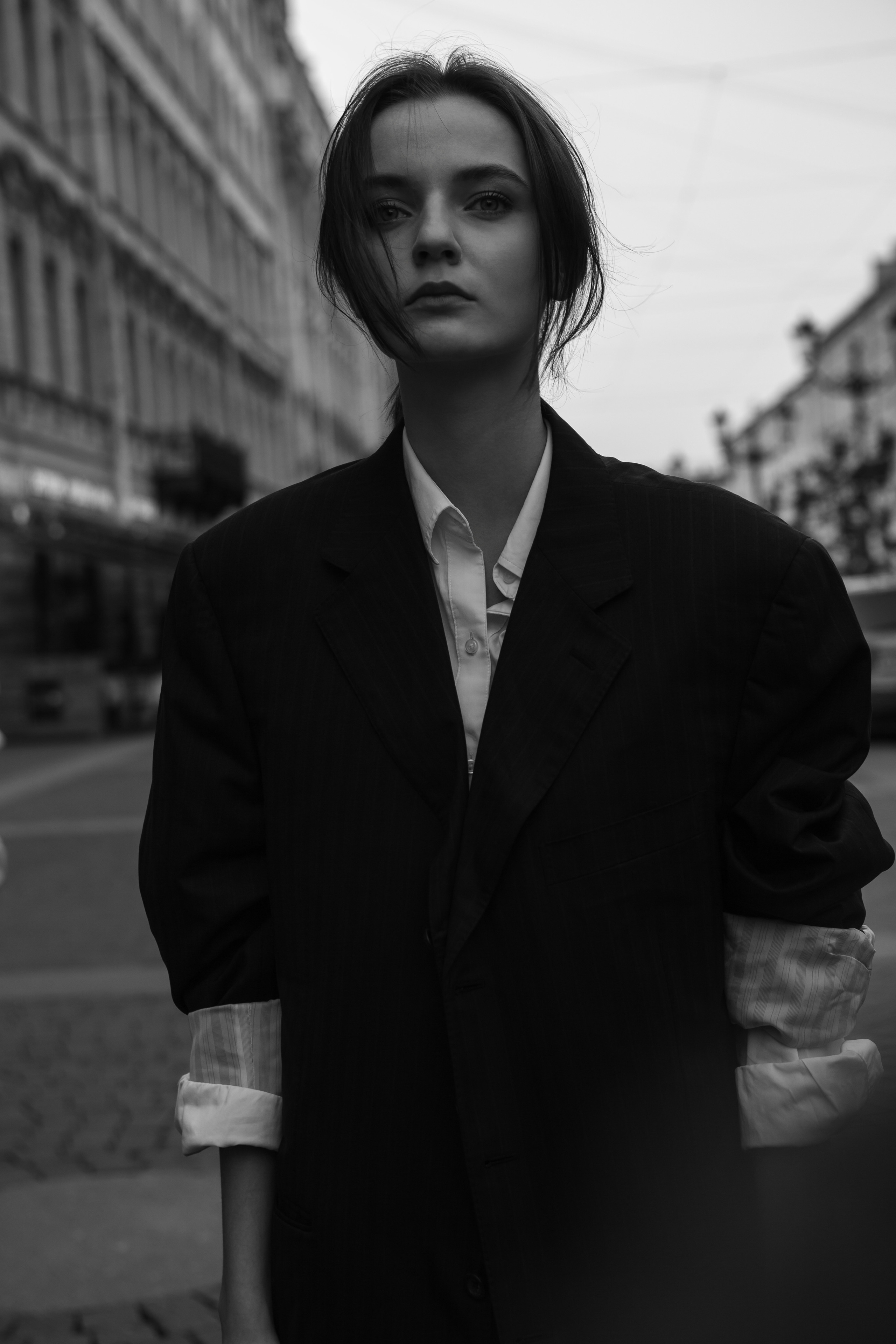 Фотосессия на улице в красивой одежде. Филатова Мария репортажный и портретный фотограф в Санкт-Петербурге