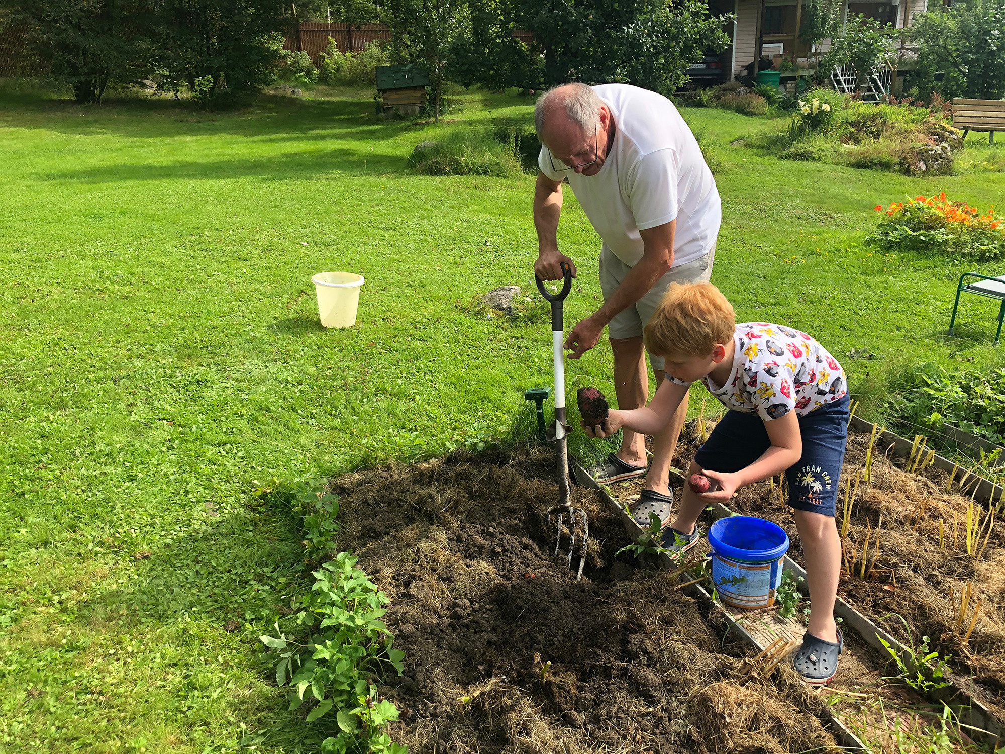 Фотоистория как я провёл лето на даче. Филатова Мария репортажный и портретный фотограф в Санкт-Петербурге