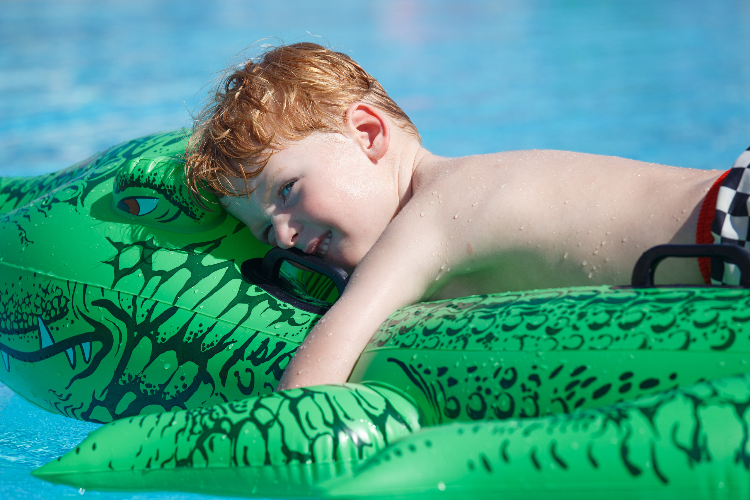 Детская фотосессия на улице на море. Филатова Мария репортажный и портретный фотограф в Санкт-Петербурге