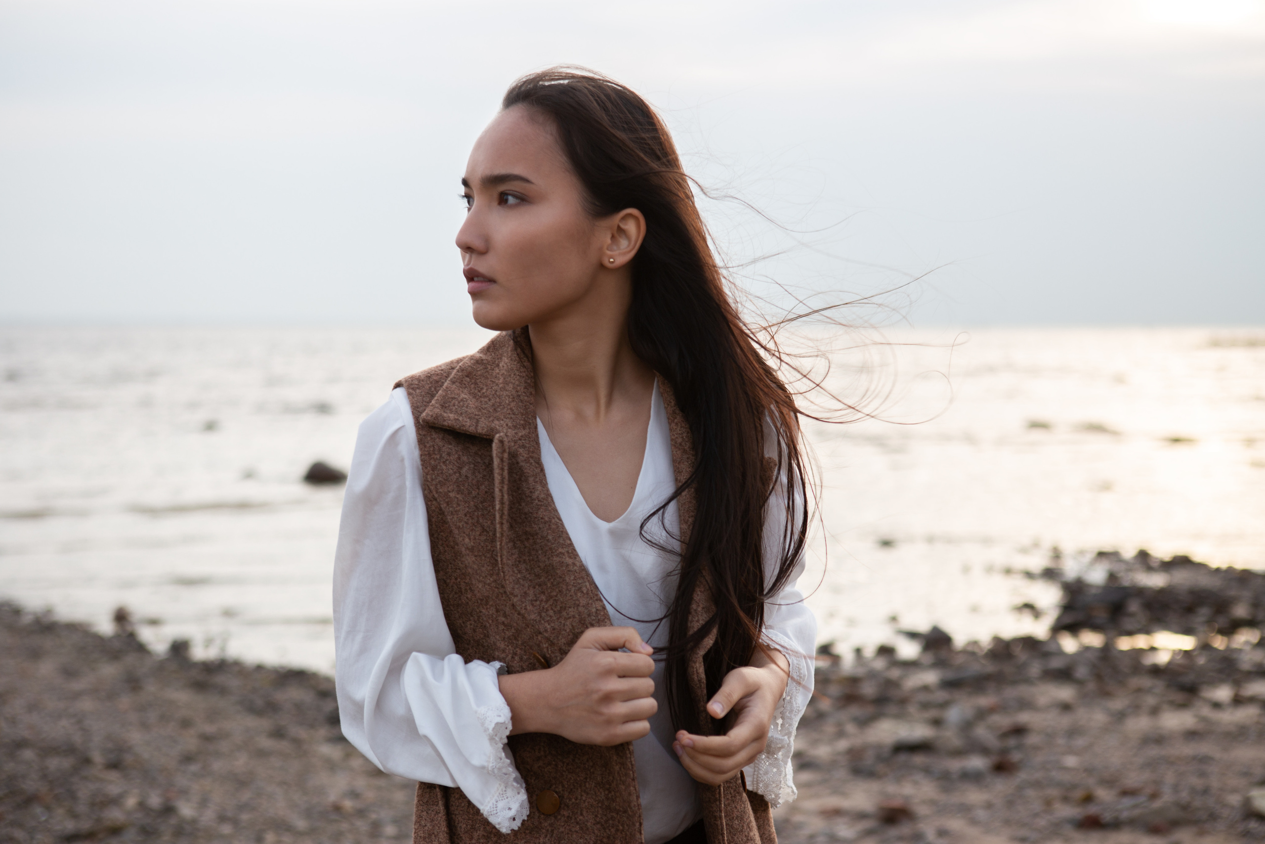 Фотосъёмка женской одежды на улице в Санкт-Петербурге. Филатова Мария репортажный и портретный фотограф в Санкт-Петербурге