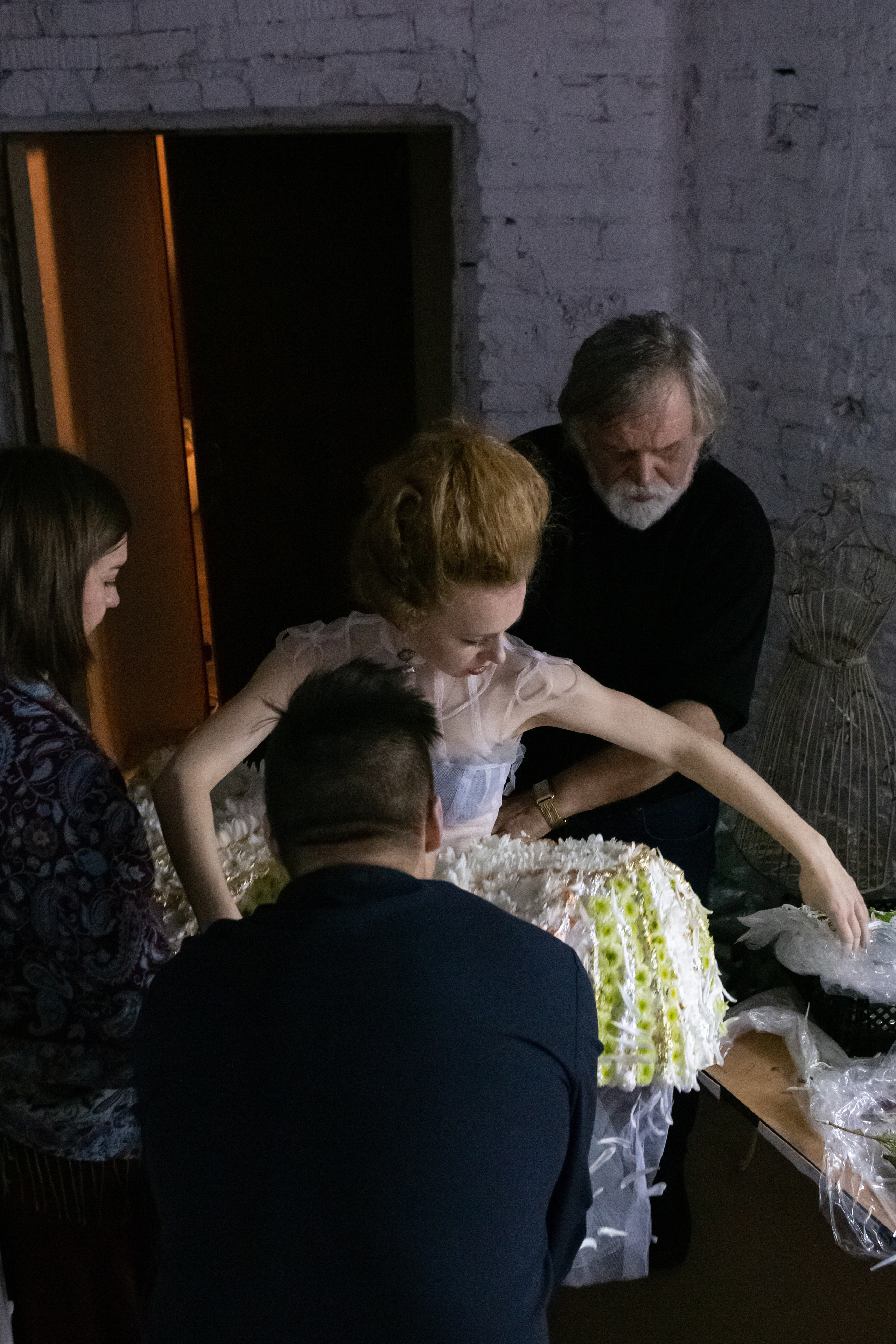 Фотоистория о дизайнере и её платье. Филатова Мария репортажный и портретный фотограф в Санкт-Петербурге