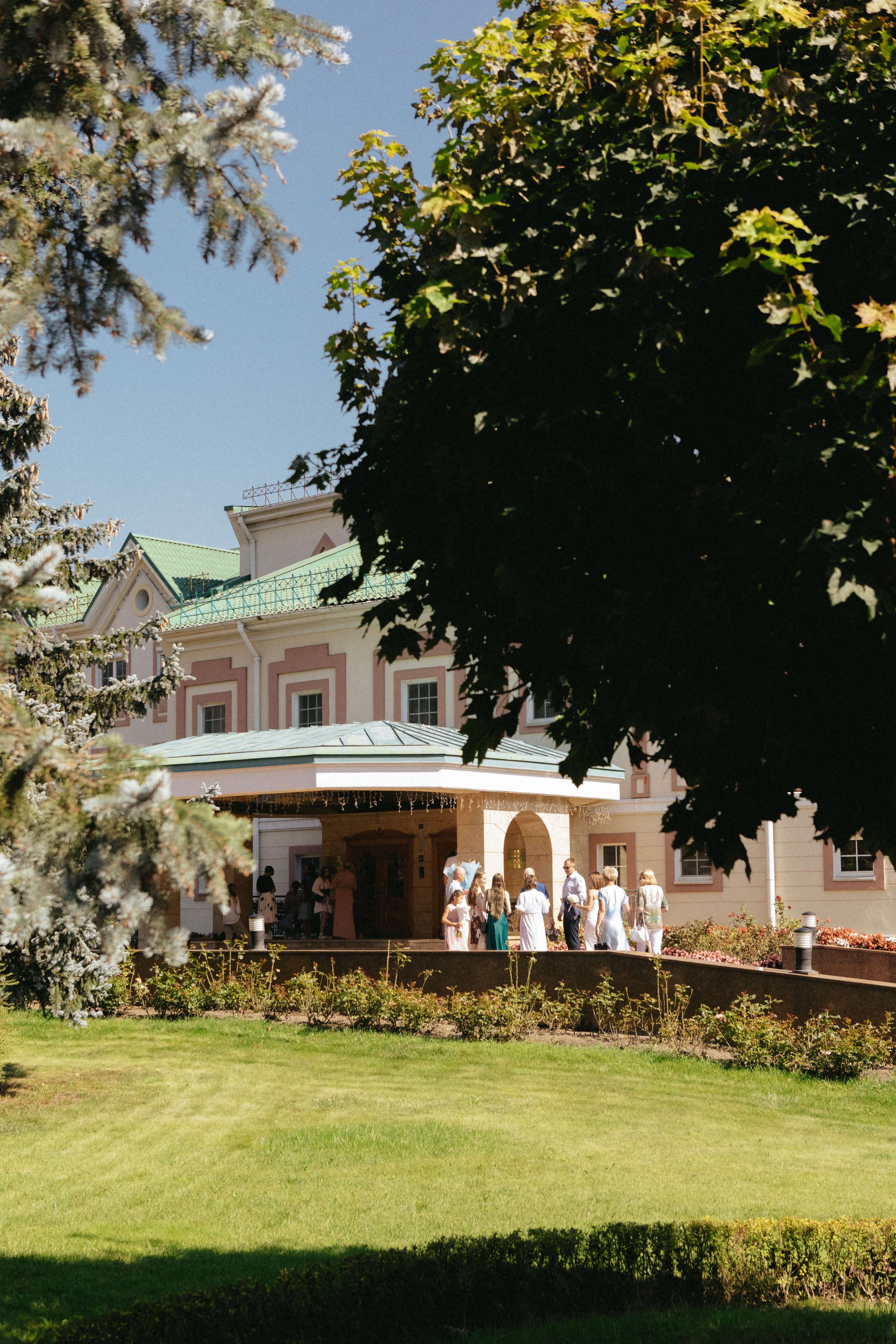 Лиза и Сережа. Роспись и тусовка в коттедже. Свадебный и портретный фотограф в Москве Анастасия Масюк