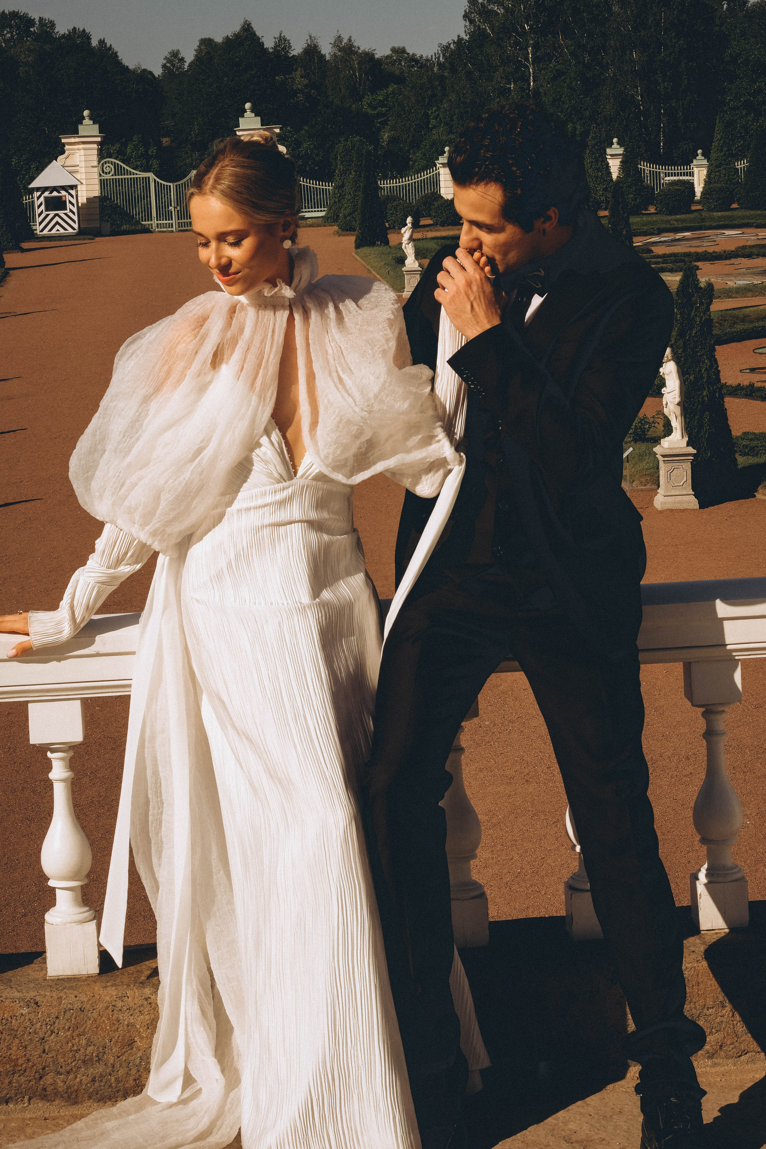 СВАДЕБНАЯ СЬЕМКА В ПАРКЕ ОРАНИЕНБАУМ. Профессиональный фотограф, Санкт-Петербург — Виктория Богомолова