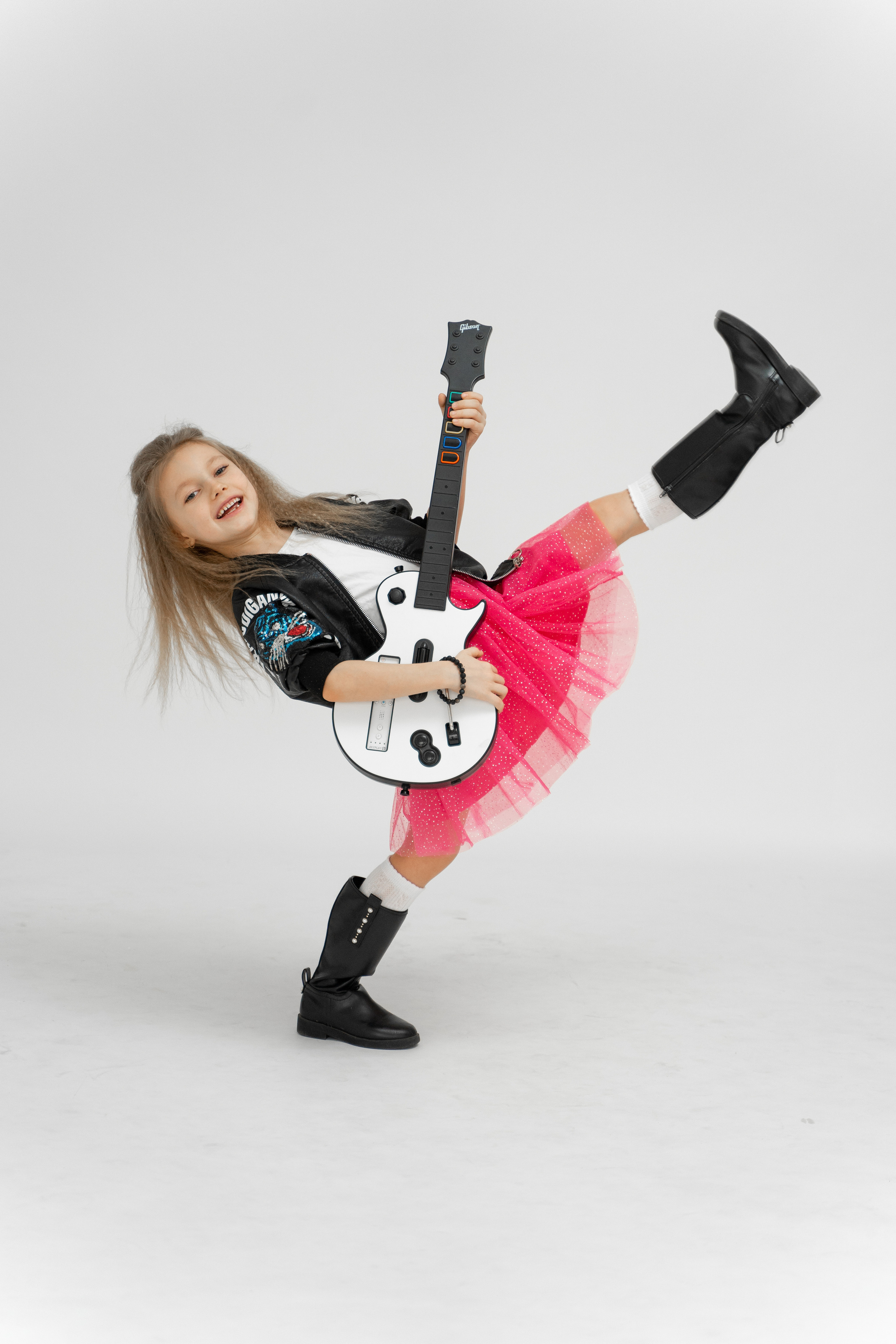 В стиле РОК. Детская выездная фотостудия. Фотограф новорождённых newborn, годовасие