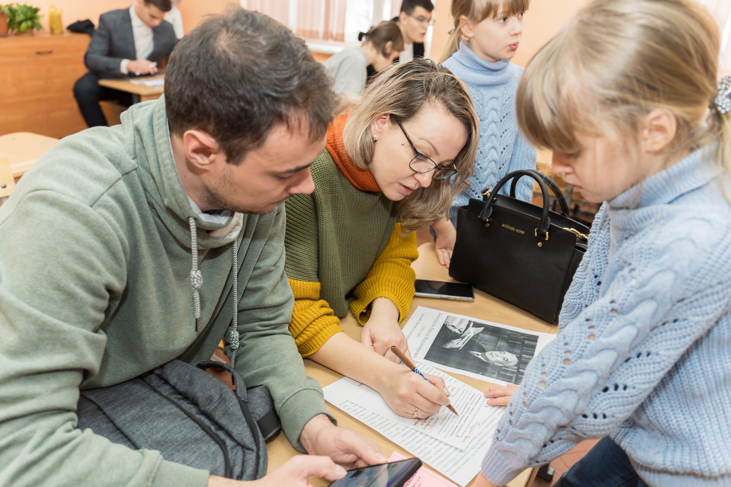 Пятёрка для ребёнка. Репортажная съёмка в Санкт-Петербурге, Константин Петров