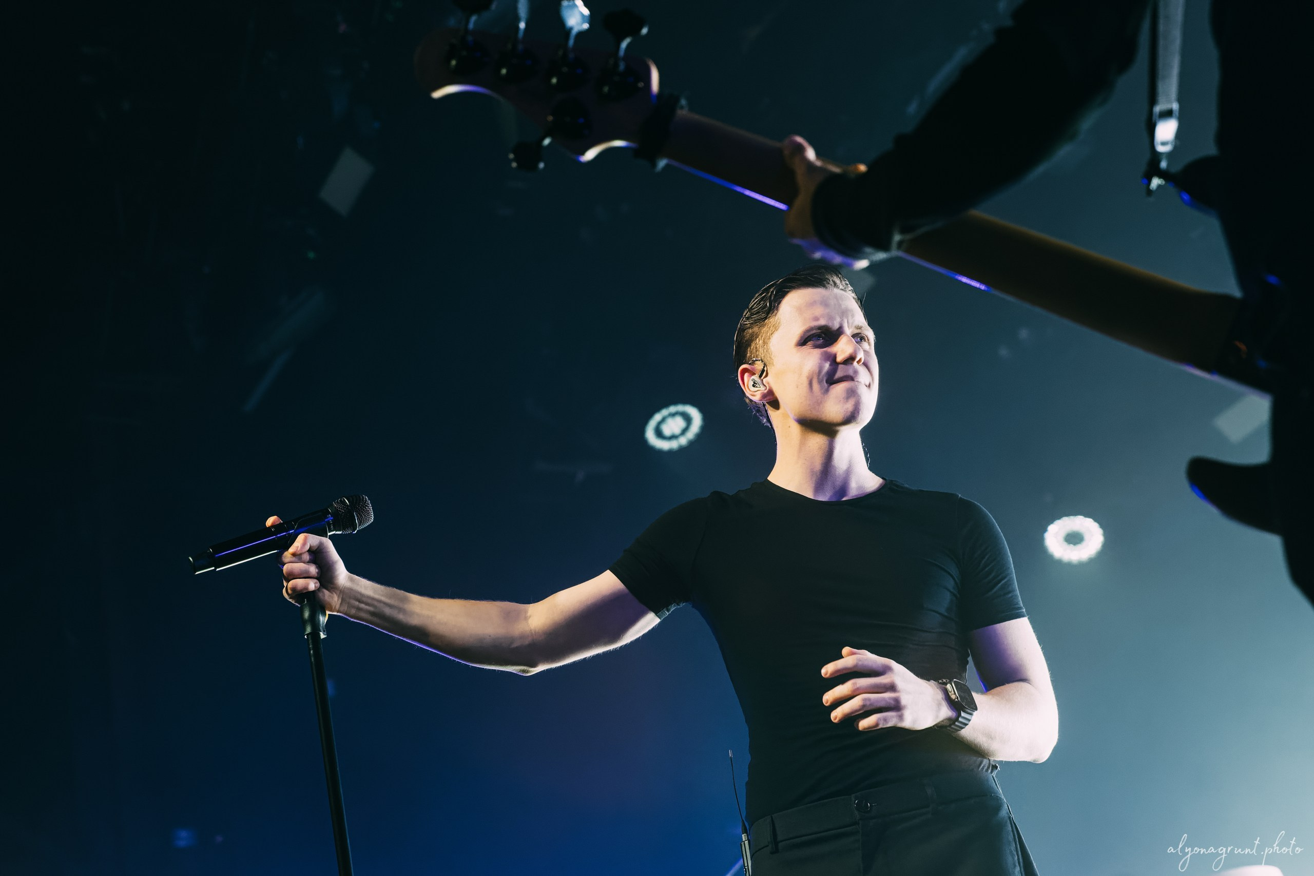 Ваня Дмитриенко, фоторепортаж СПб, A2, 23.10.2025. Алена Адрианова: фотограф в Санкт-Петербурге