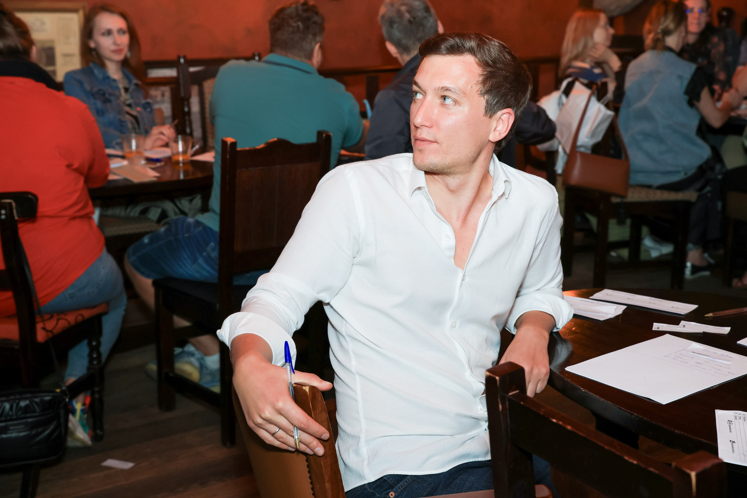 Клуб «Без дураков»