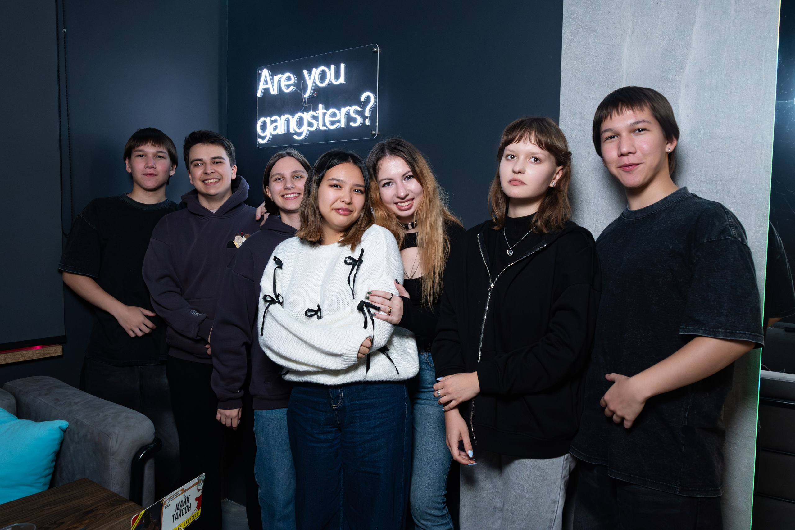 Репортаж на турнире по игре Мафия в «Мятном еноте». Фотограф мероприятий в Москве