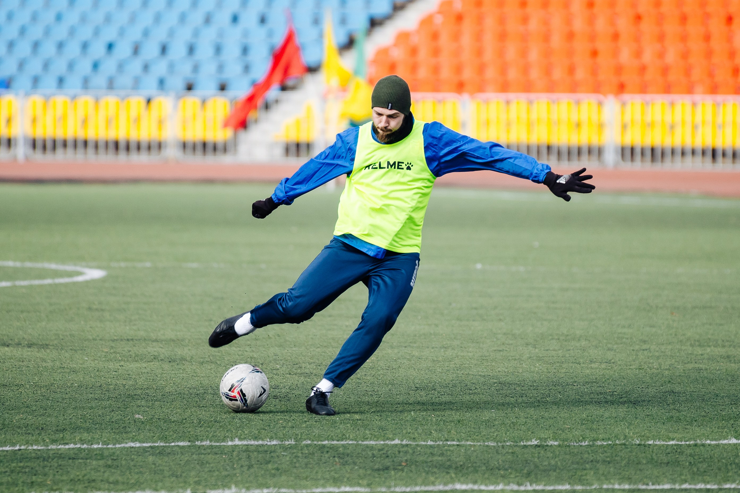 ФК Металлург — ФК Шахтер // 06.04.24. Денис Прохоров Фотограф в г. Магнитогорск