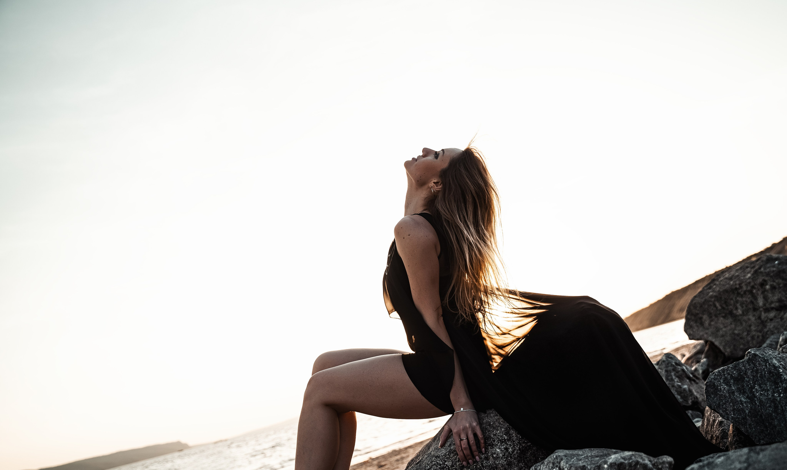 Динара SOLO b e a c h. Контент фотограф в Москве Кулич Настя