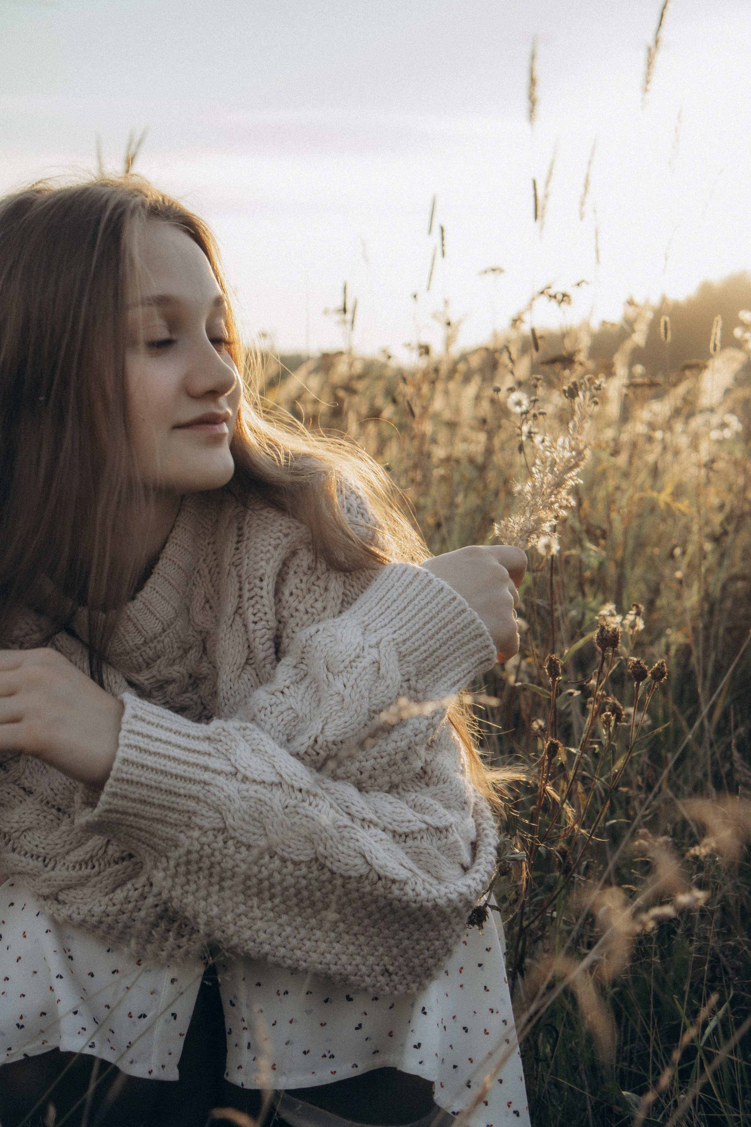 Юля. Осенняя фотосессия в поле. Юлия Левада Семейный и женский фотограф