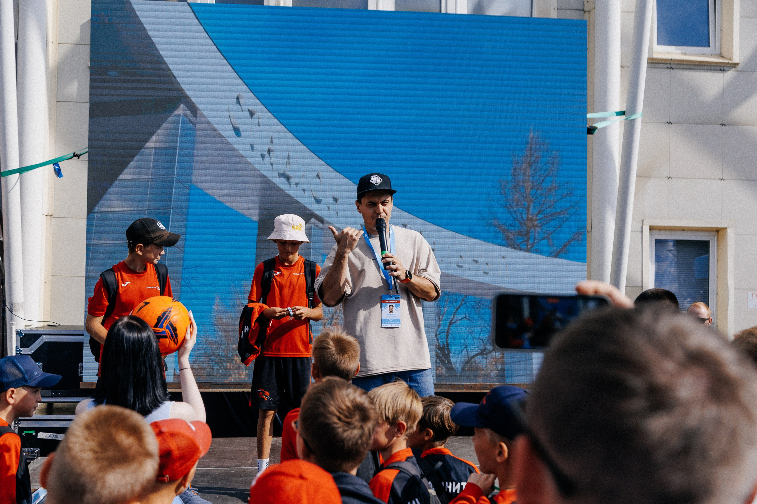 ФК ЧЕЛЯБИНСК Х ФК ВОЛГА. Репортажный фотограф Макс Брагин