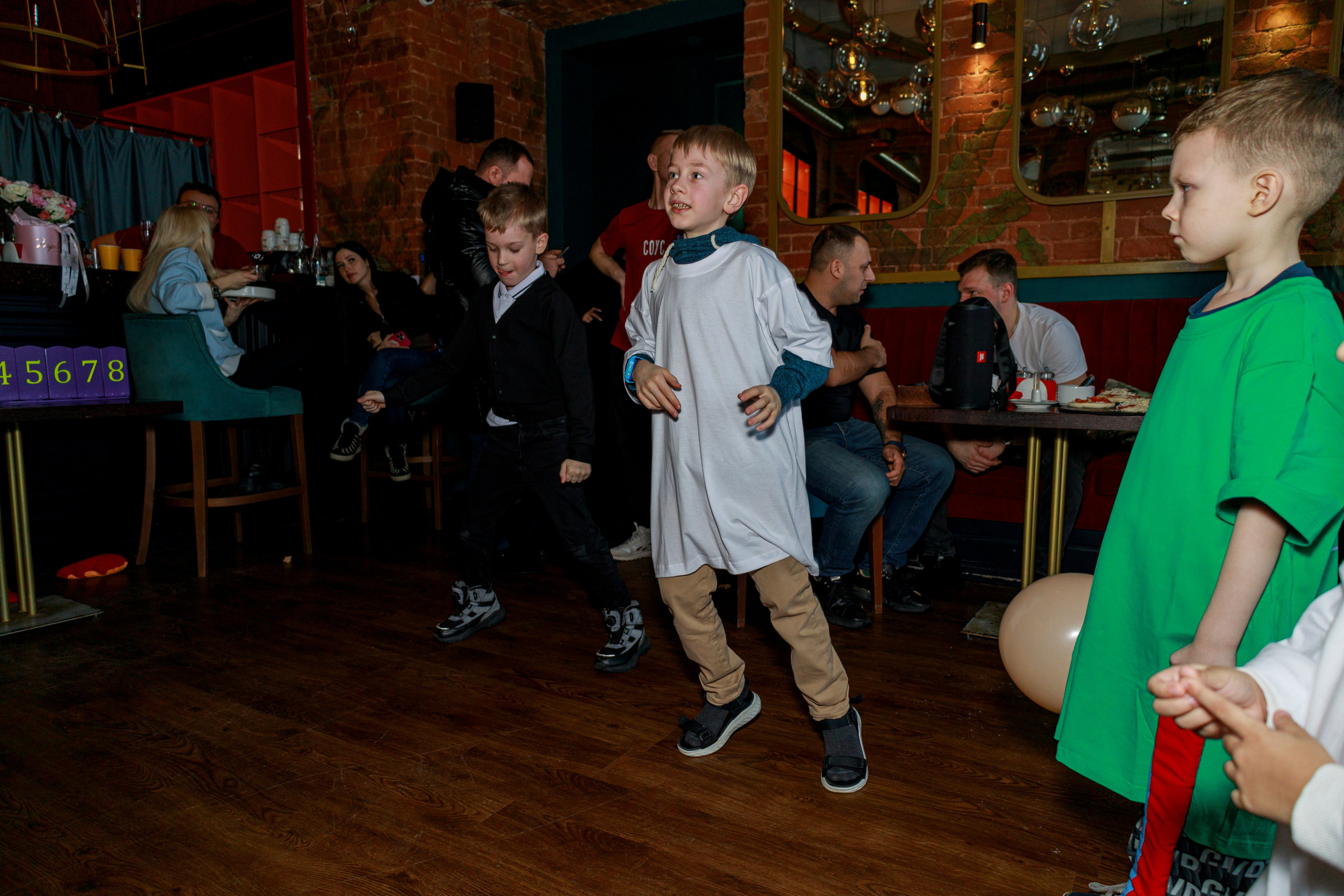 День рождение кафе. Фотограф Надршина Лилия